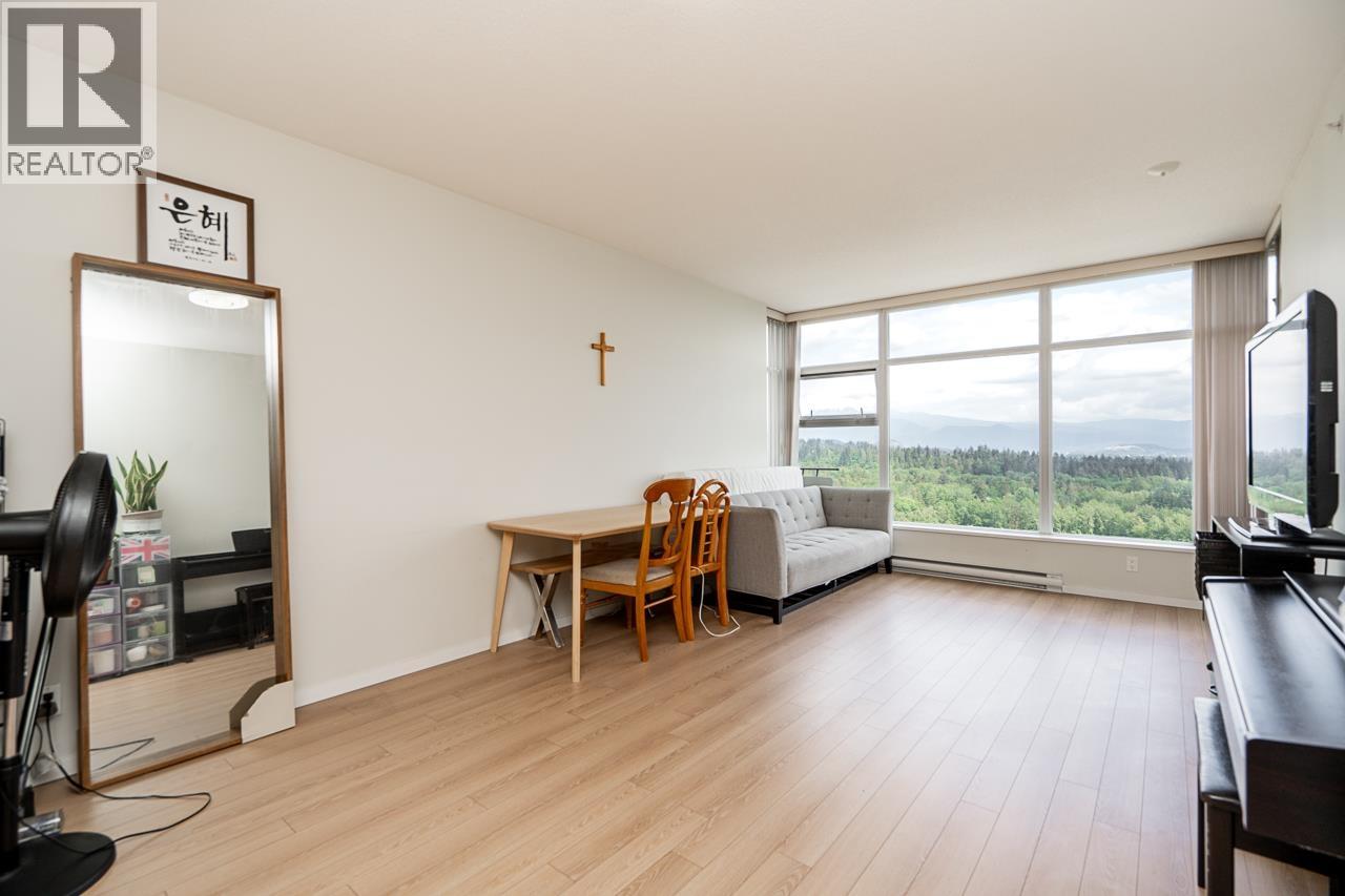 2801 3102 Windsor Gate, Coquitlam, British Columbia  V3B 0J3 - Photo 15 - R3117009