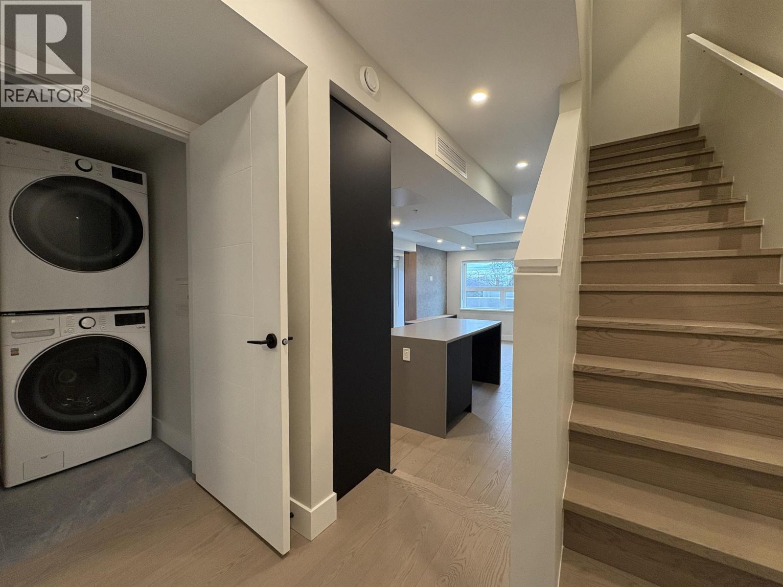 125 W 41st Avenue, Vancouver, British Columbia  V5Y 2S2 - Photo 6 - R3117064