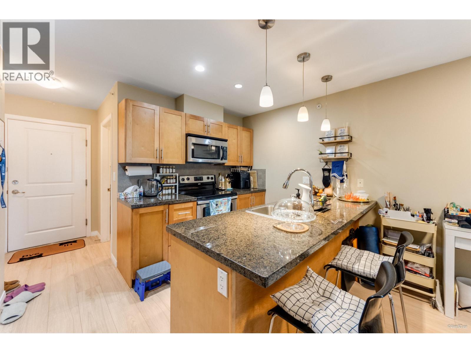 307 5000 Imperial Street, Burnaby, British Columbia  V5J 1C8 - Photo 6 - R3117080