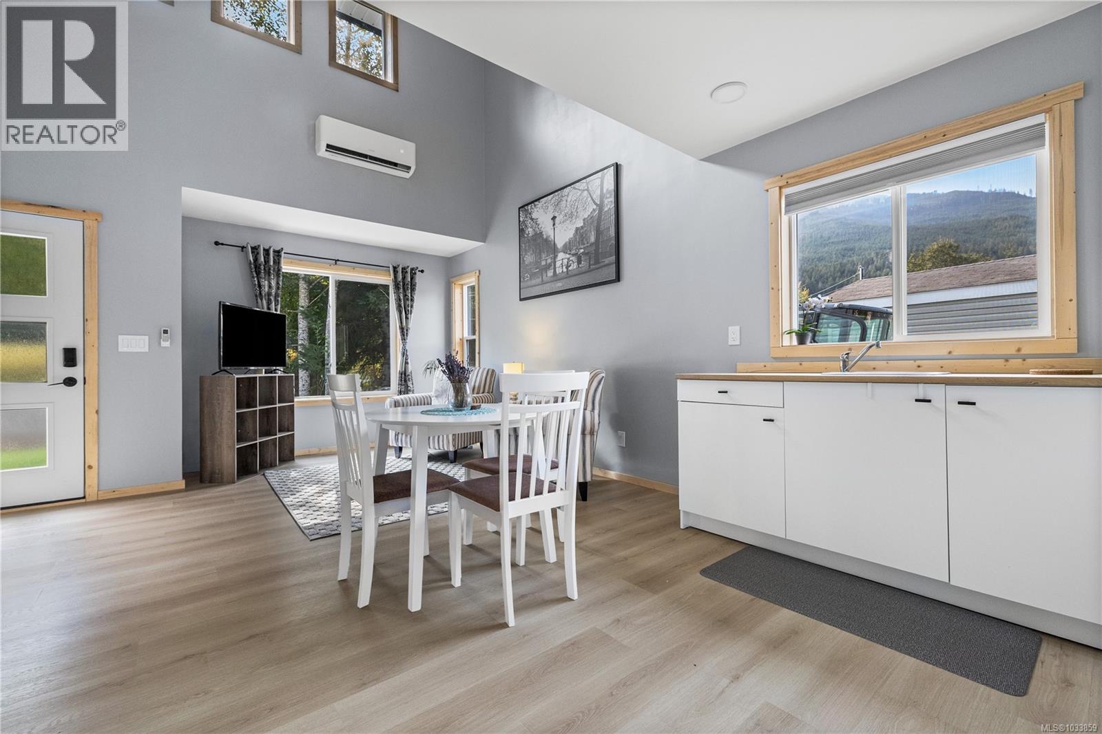 707 Kelsey Way, Sayward, British Columbia  V0N 1A0 - Photo 10 - 1033859