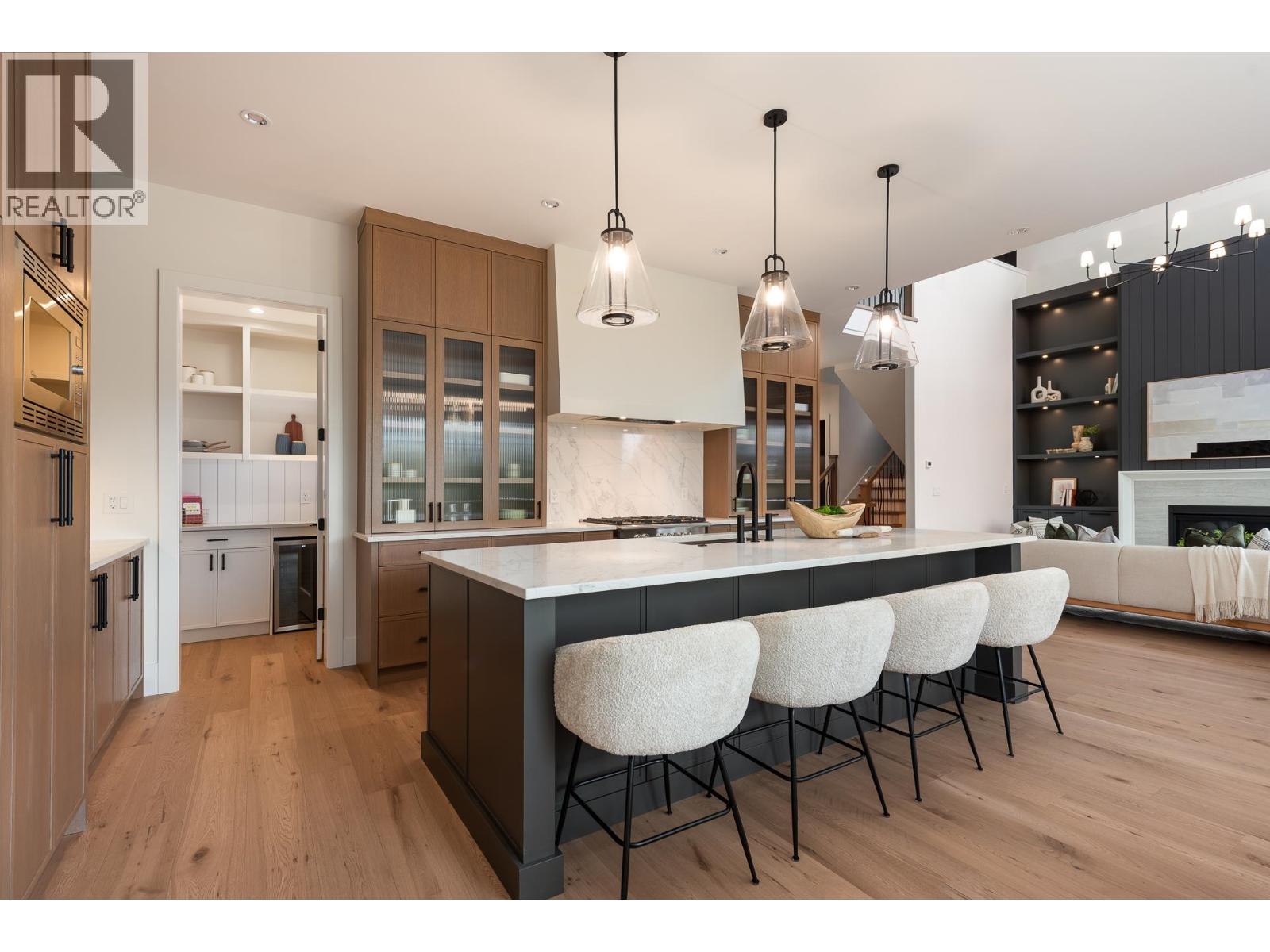 3506 Danielson Drive, Coquitlam, British Columbia  V3E 3H2 - Photo 13 - R3116927