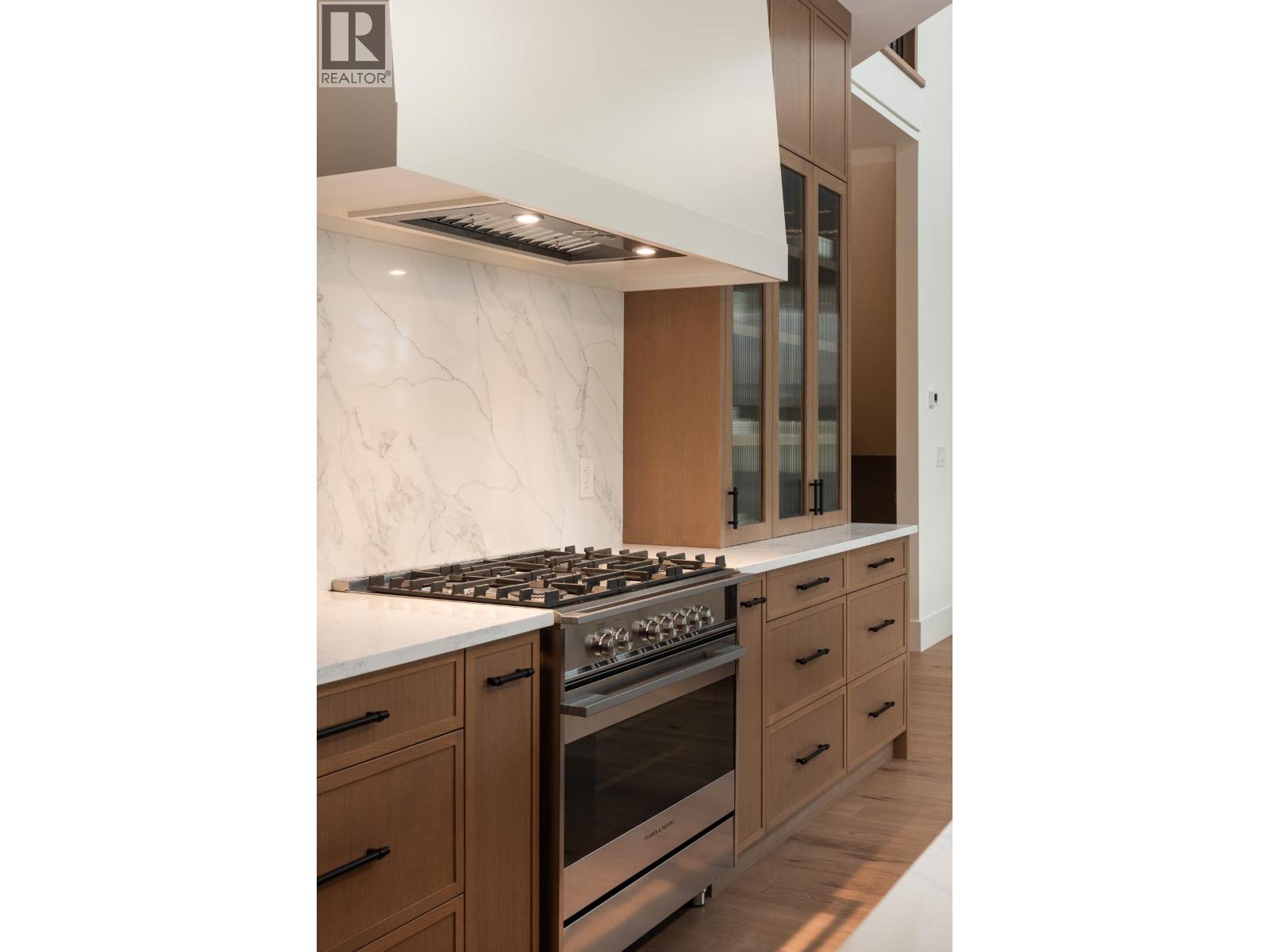 3506 Danielson Drive, Coquitlam, British Columbia  V3E 3H2 - Photo 15 - R3116927