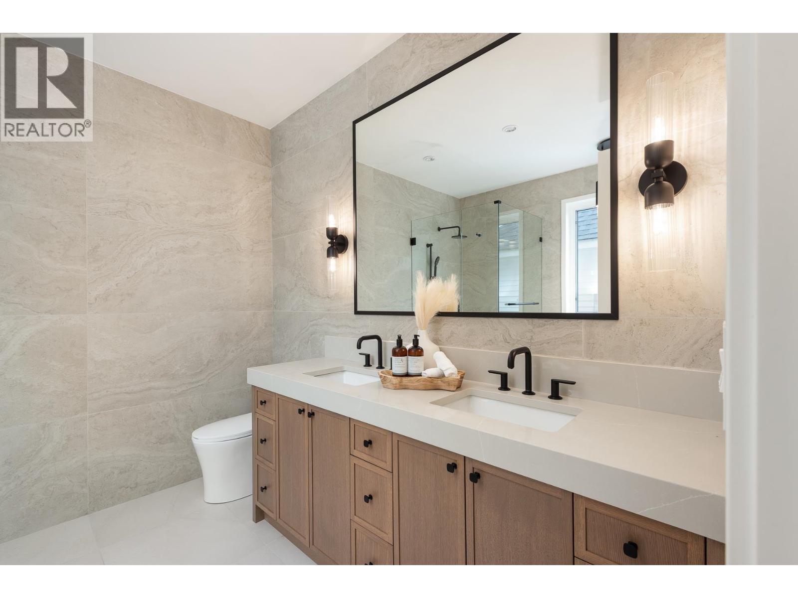 3506 Danielson Drive, Coquitlam, British Columbia  V3E 3H2 - Photo 28 - R3116927