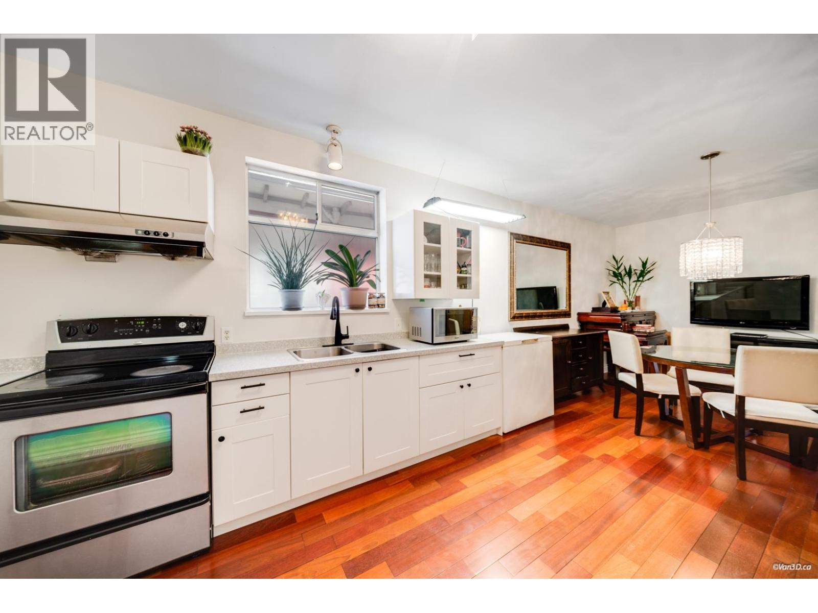 166 E 24th Avenue, Vancouver, British Columbia  V5V 1Z4 - Photo 11 - R3116945