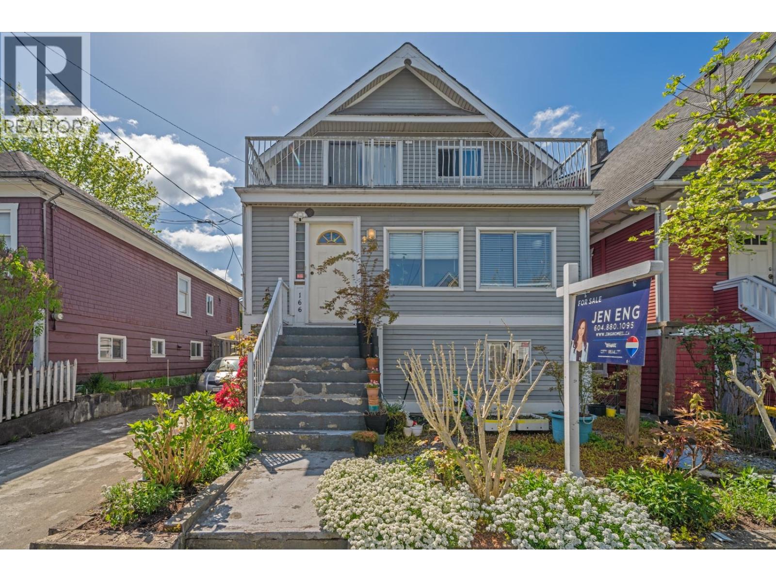 166 E 24th Avenue, Vancouver, British Columbia  V5V 1Z4 - Photo 2 - R3116945