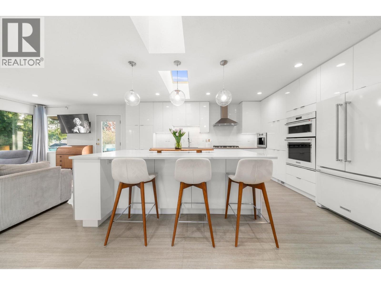 2289 Whitman Avenue, North Vancouver, British Columbia  V7H 2C6 - Photo 17 - R3117002