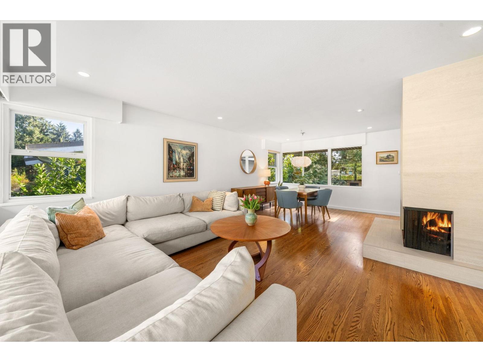 2289 Whitman Avenue, North Vancouver, British Columbia  V7H 2C6 - Photo 5 - R3117002