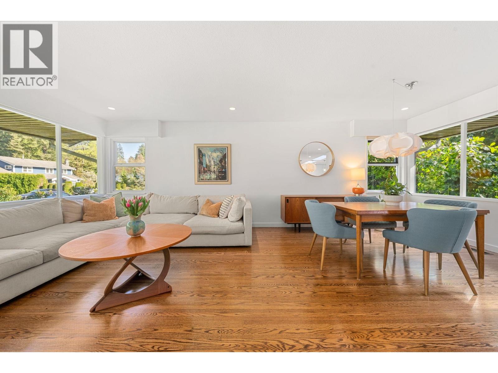 2289 Whitman Avenue, North Vancouver, British Columbia  V7H 2C6 - Photo 8 - R3117002