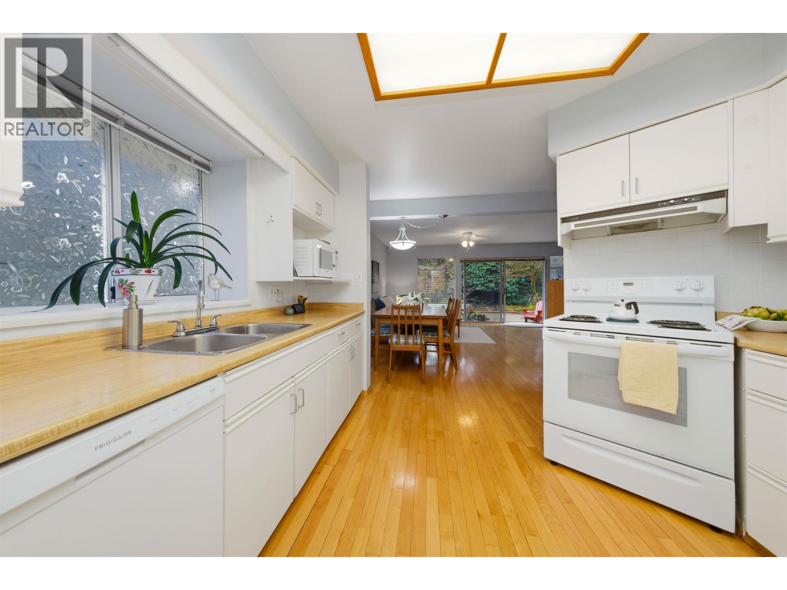 1485 Percy Court, North Vancouver, British Columbia  V7G 2P4 - Photo 6 - R3117011