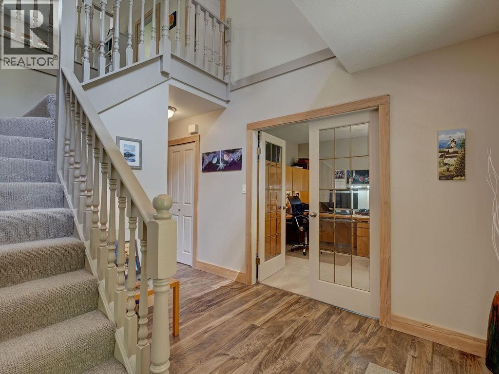 1317 Lockyer Road, Roberts Creek, British Columbia  V0N 2W1 - Photo 13 - R3117021