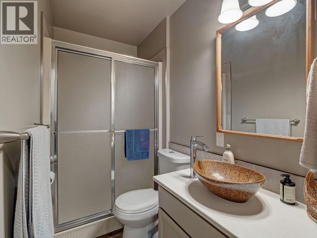 1317 Lockyer Road, Roberts Creek, British Columbia  V0N 2W1 - Photo 21 - R3117021