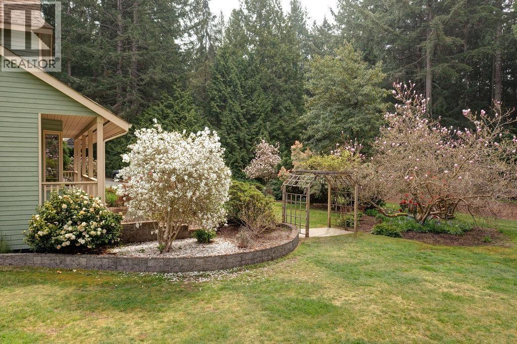 1317 Lockyer Road, Roberts Creek, British Columbia  V0N 2W1 - Photo 25 - R3117021