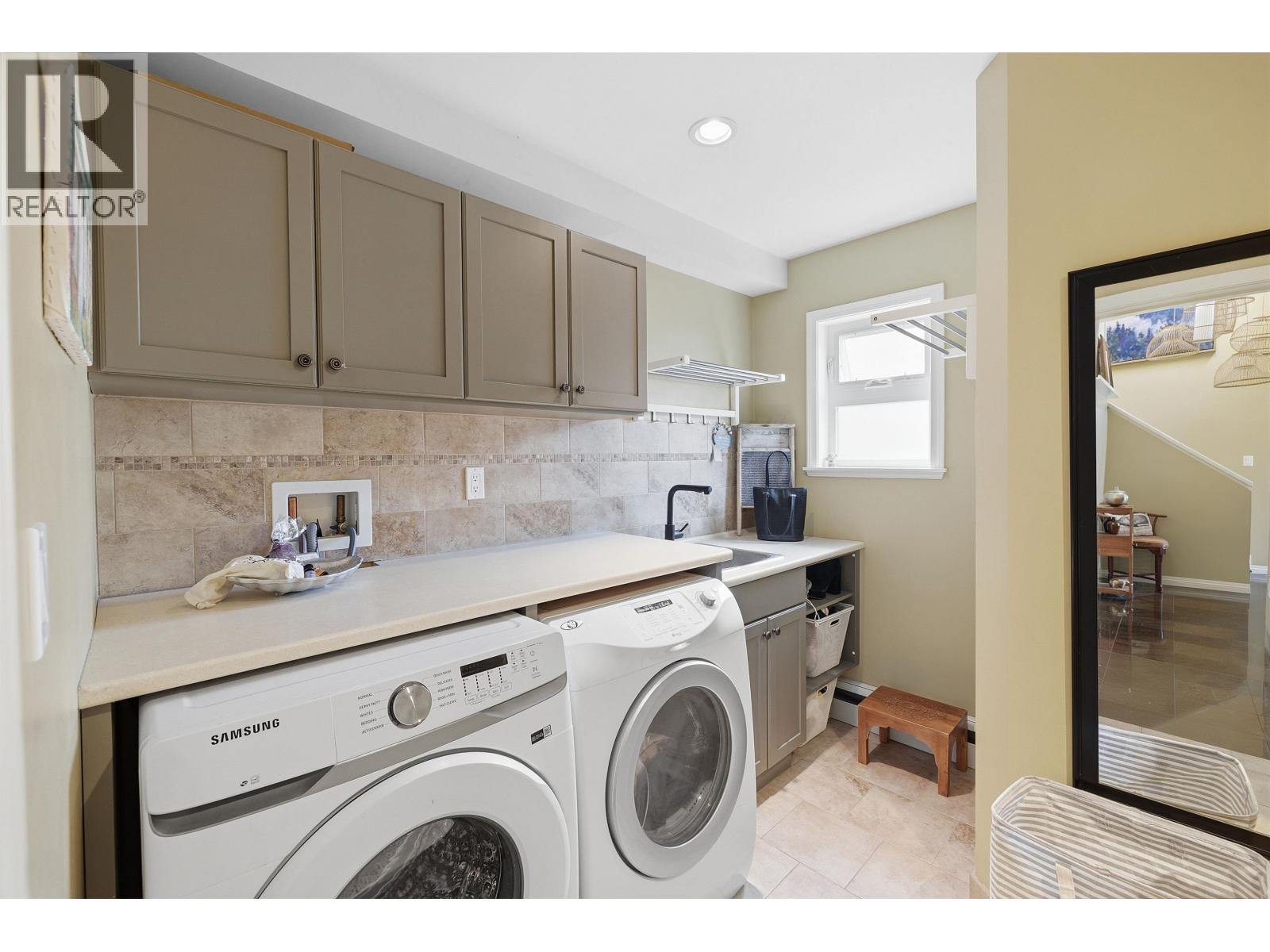 4554 48b Street, Ladner, British Columbia  V4K 2R8 - Photo 17 - R3117037