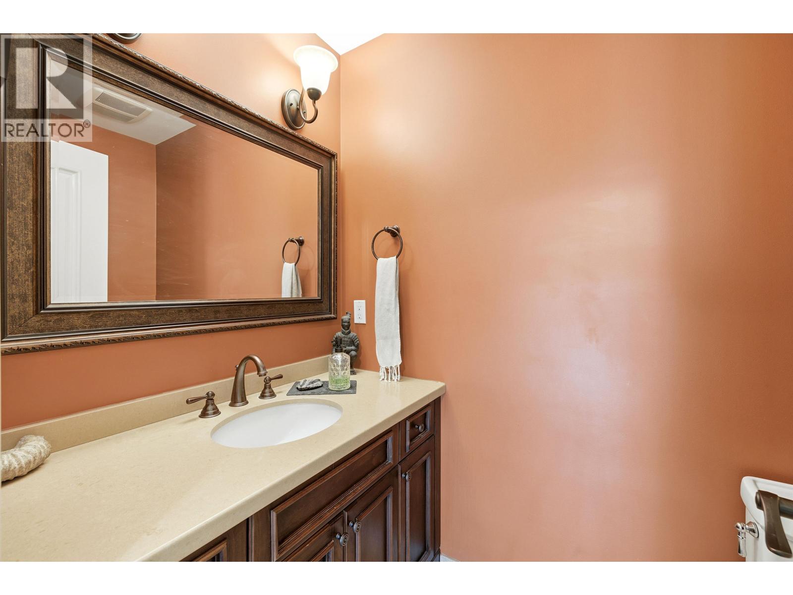 4554 48b Street, Ladner, British Columbia  V4K 2R8 - Photo 18 - R3117037