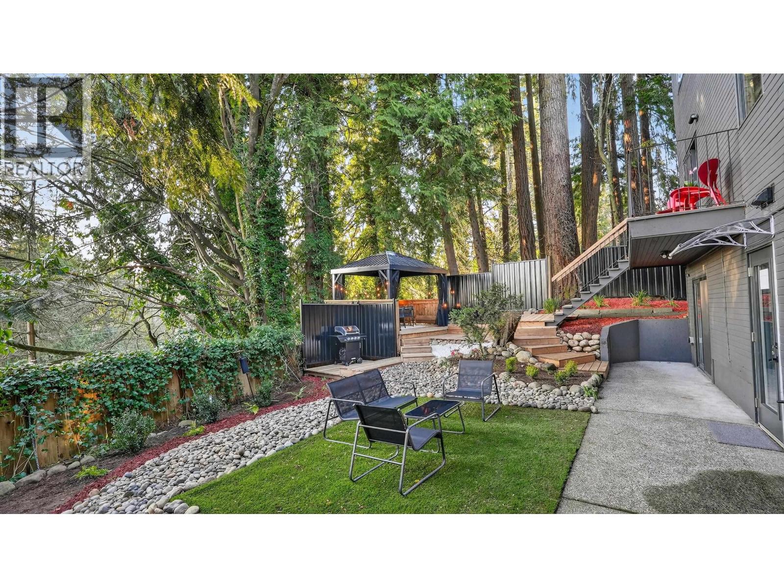 2221 Bowser Avenue, North Vancouver, British Columbia  V7P 2Z1 - Photo 34 - R3117048