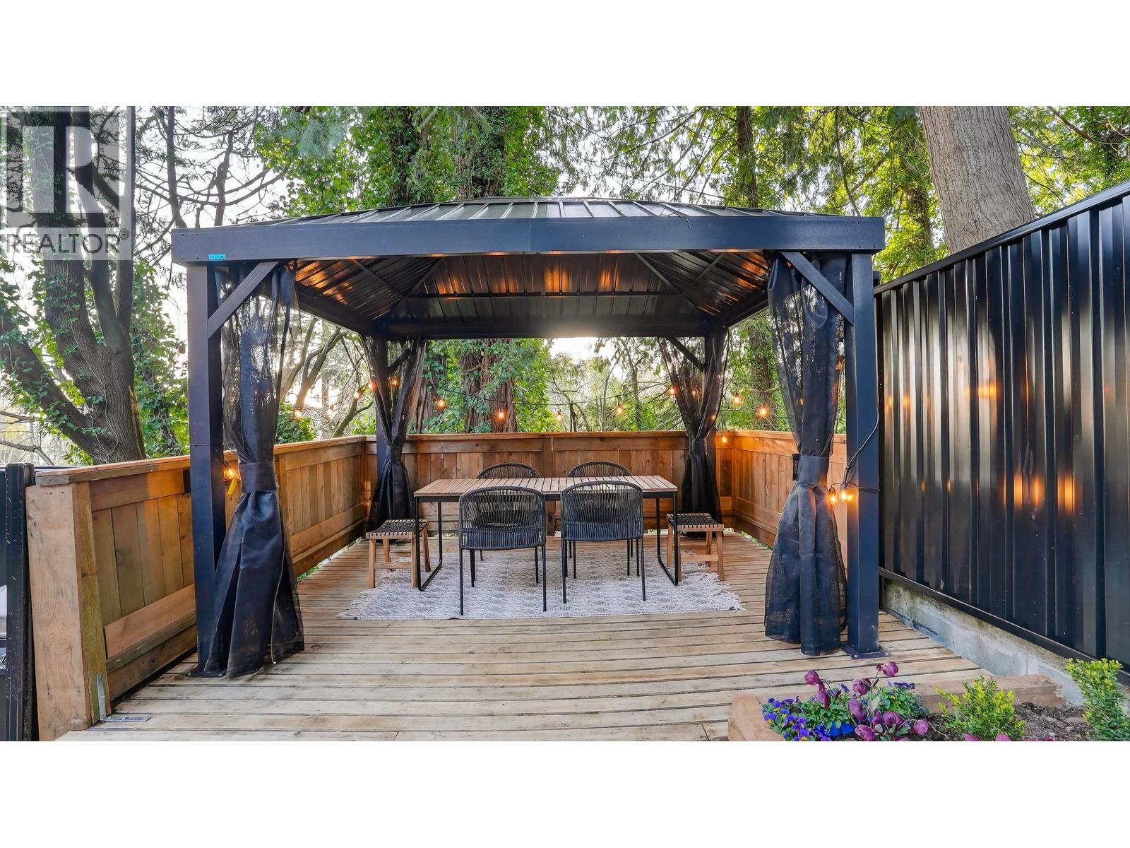 2221 Bowser Avenue, North Vancouver, British Columbia  V7P 2Z1 - Photo 38 - R3117048