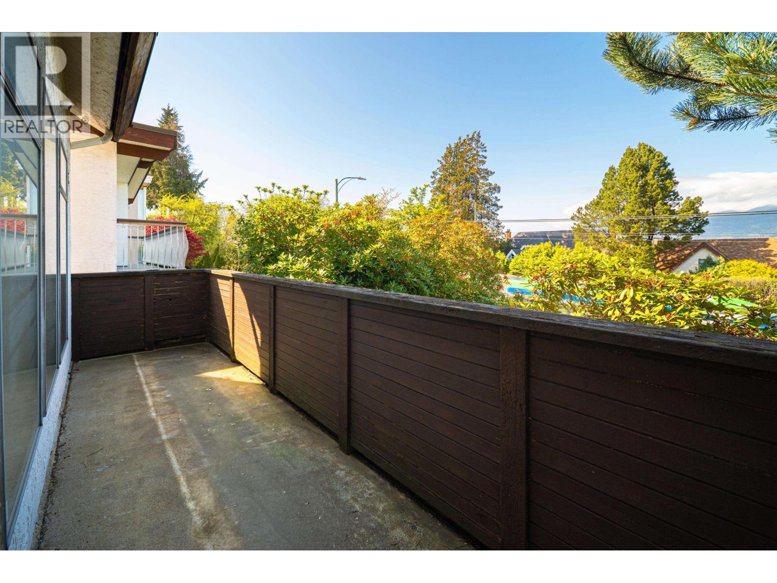 3974 W 10th Avenue, Vancouver, British Columbia  V6R 2G8 - Photo 12 - R3117079