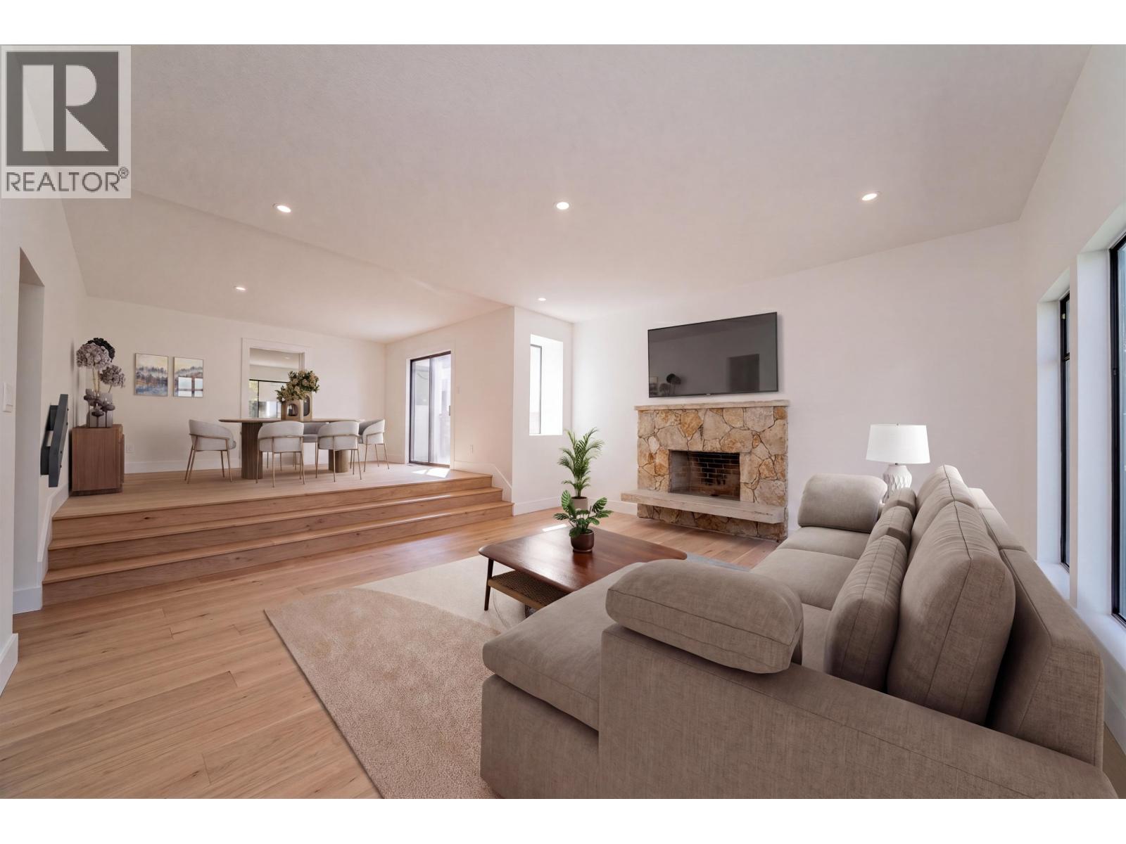 3974 W 10th Avenue, Vancouver, British Columbia  V6R 2G8 - Photo 2 - R3117079