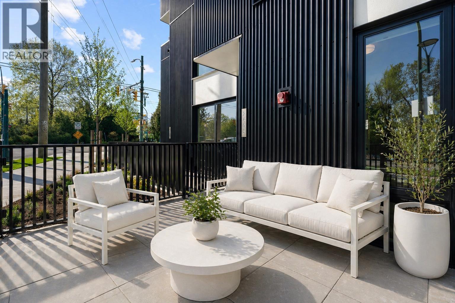 2405 N Grandview Highway, Vancouver, British Columbia  V5N 2B3 - Photo 5 - R3117018