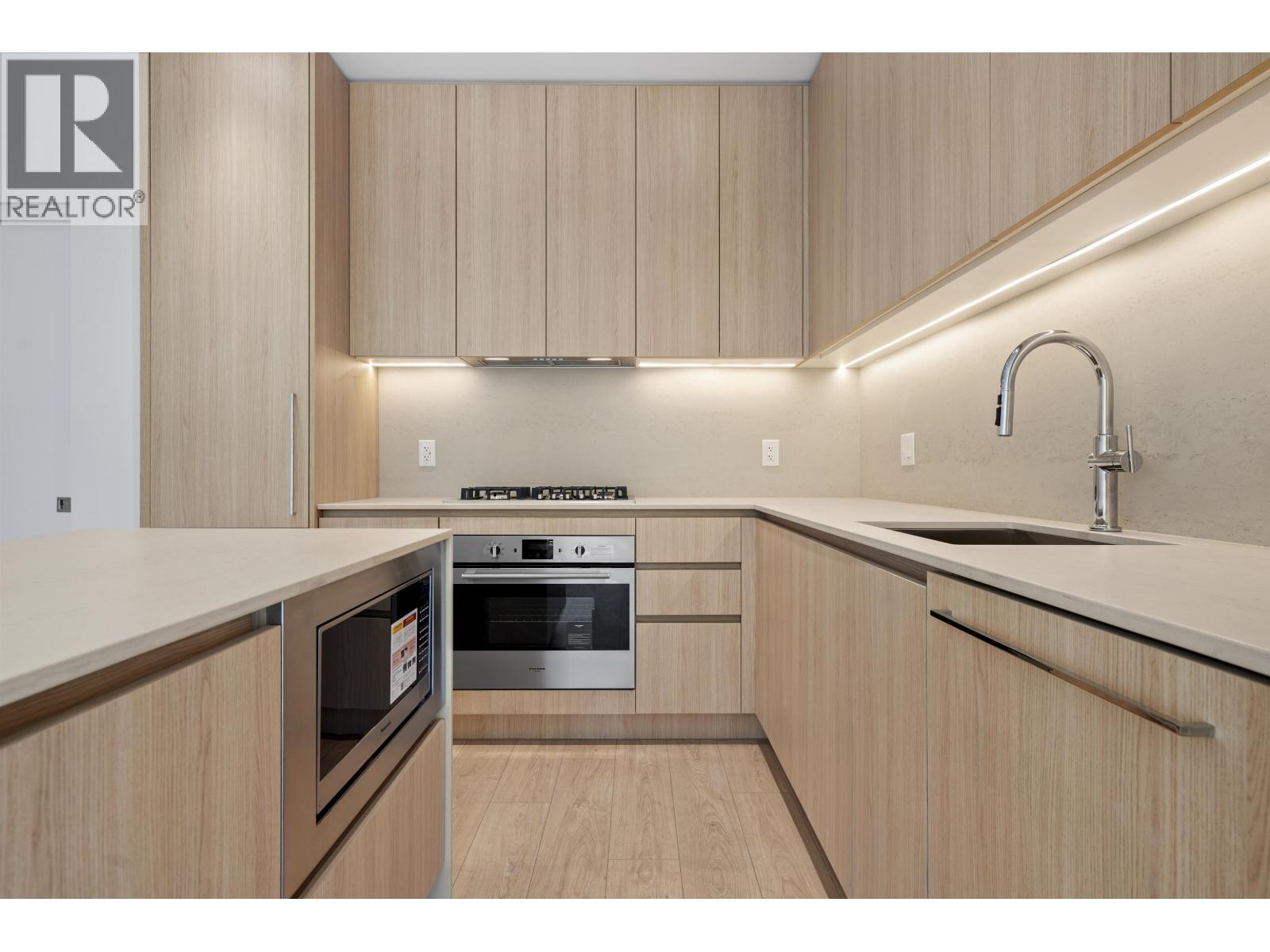 2405 N Grandview Highway, Vancouver, British Columbia  V5N 2B3 - Photo 6 - R3117018