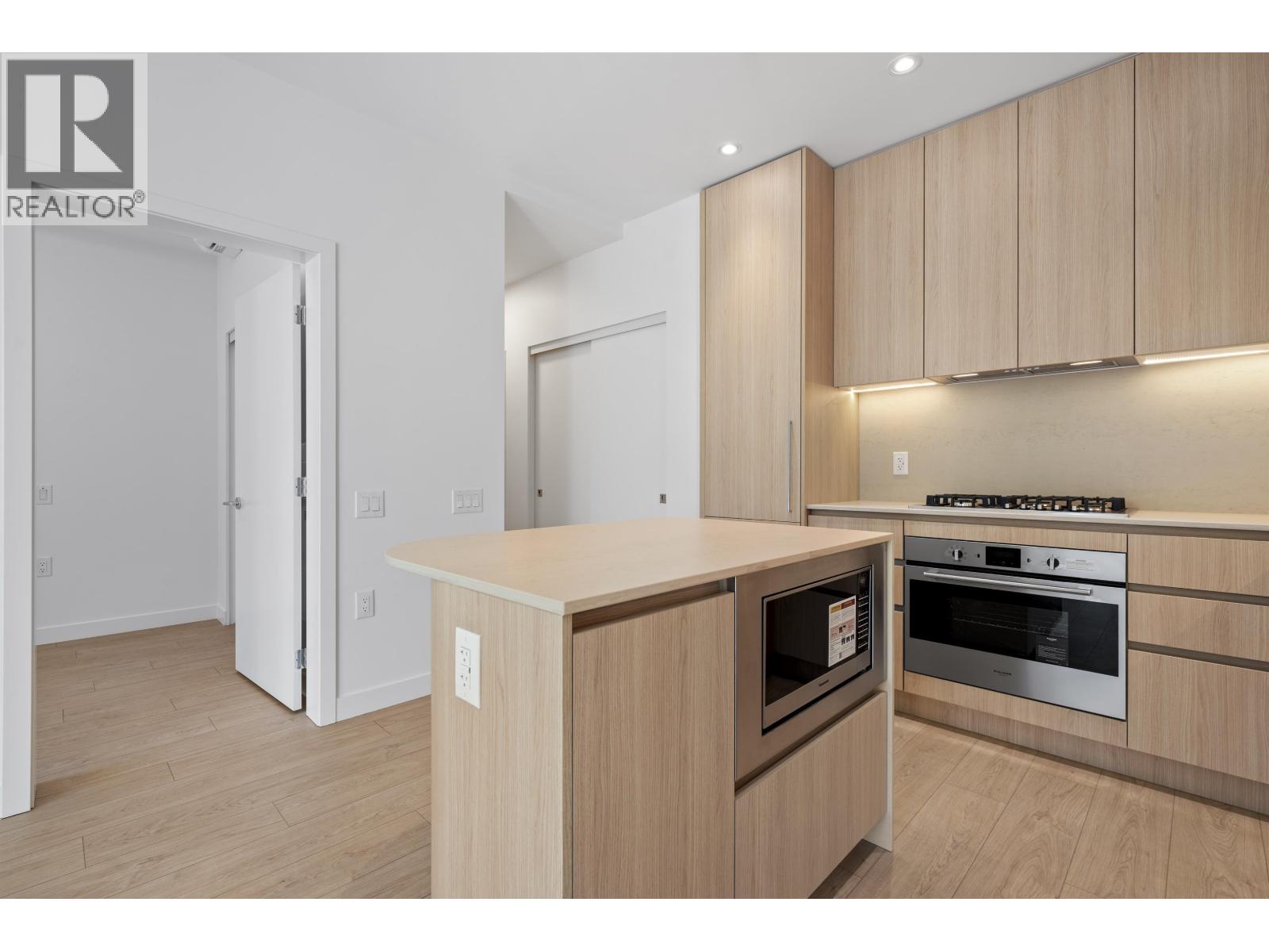 2405 N Grandview Highway, Vancouver, British Columbia  V5N 2B3 - Photo 7 - R3117018