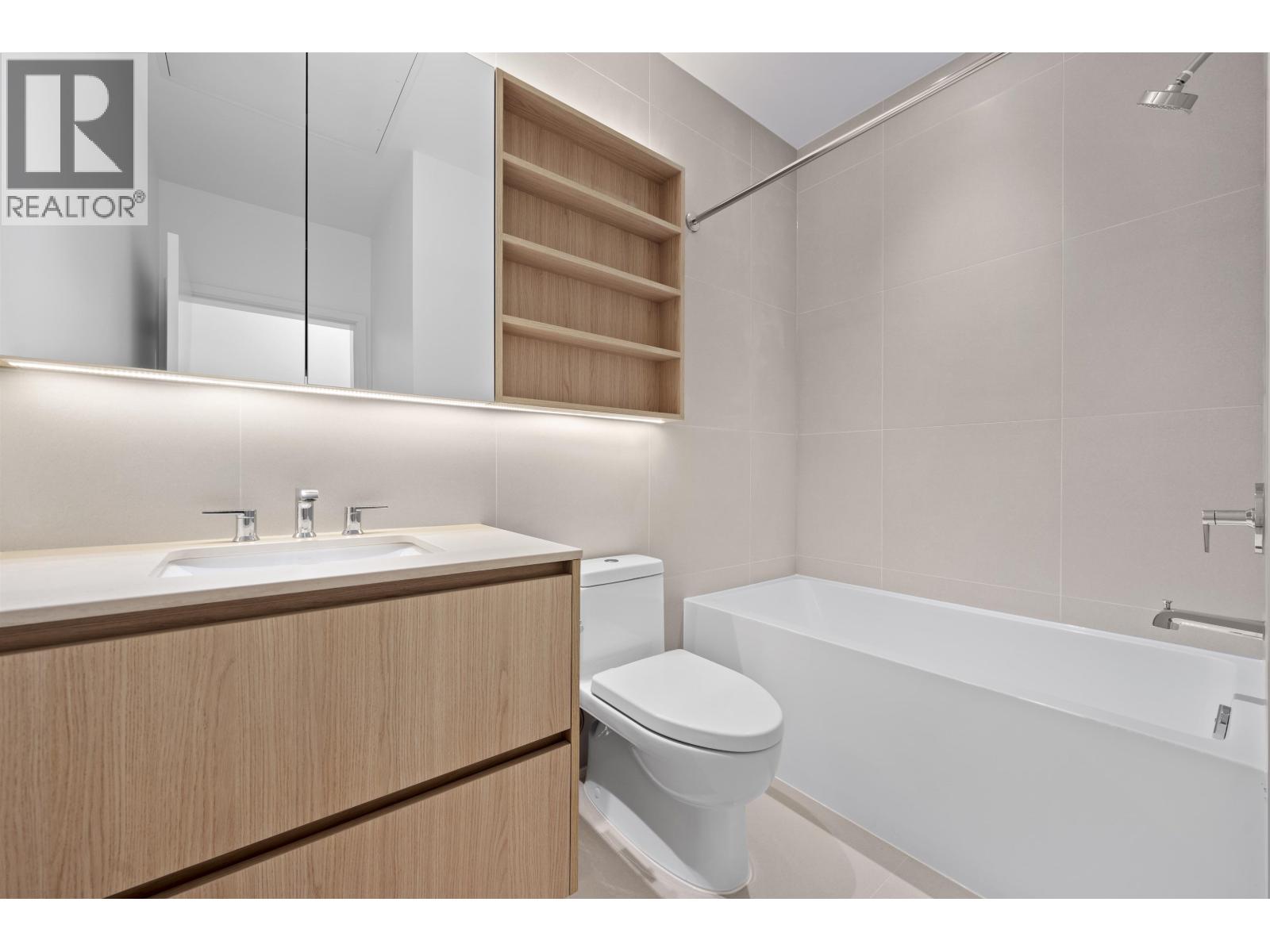 2405 N Grandview Highway, Vancouver, British Columbia  V5N 2B3 - Photo 9 - R3117018