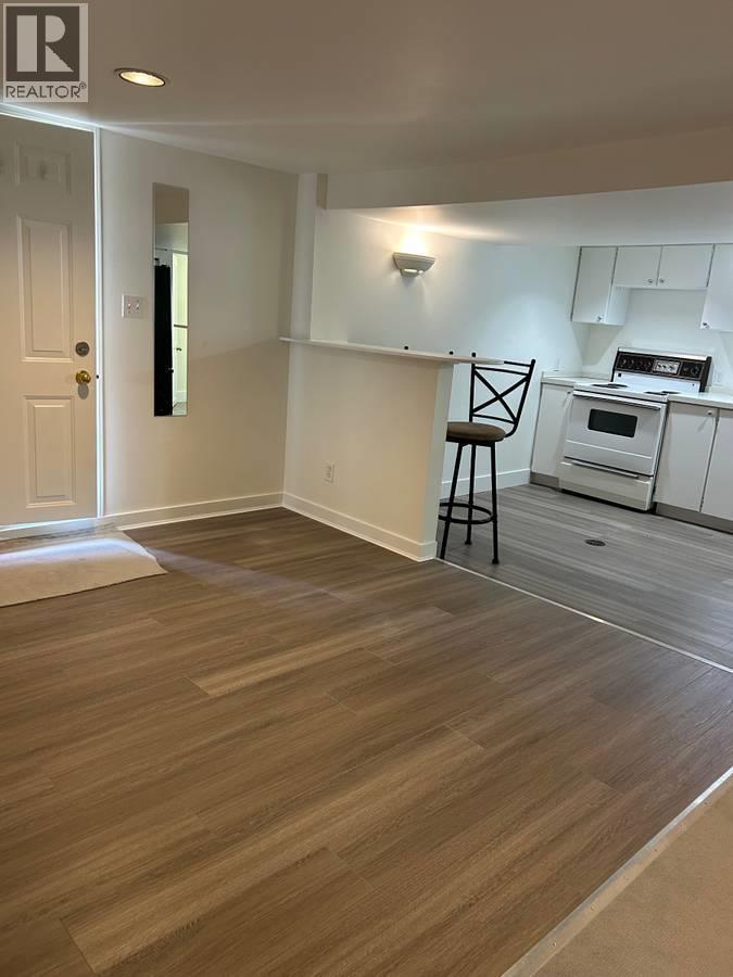 29xx Fraser Street, Vancouver, British Columbia  V5T 3W1 - Photo 2 - R3117066