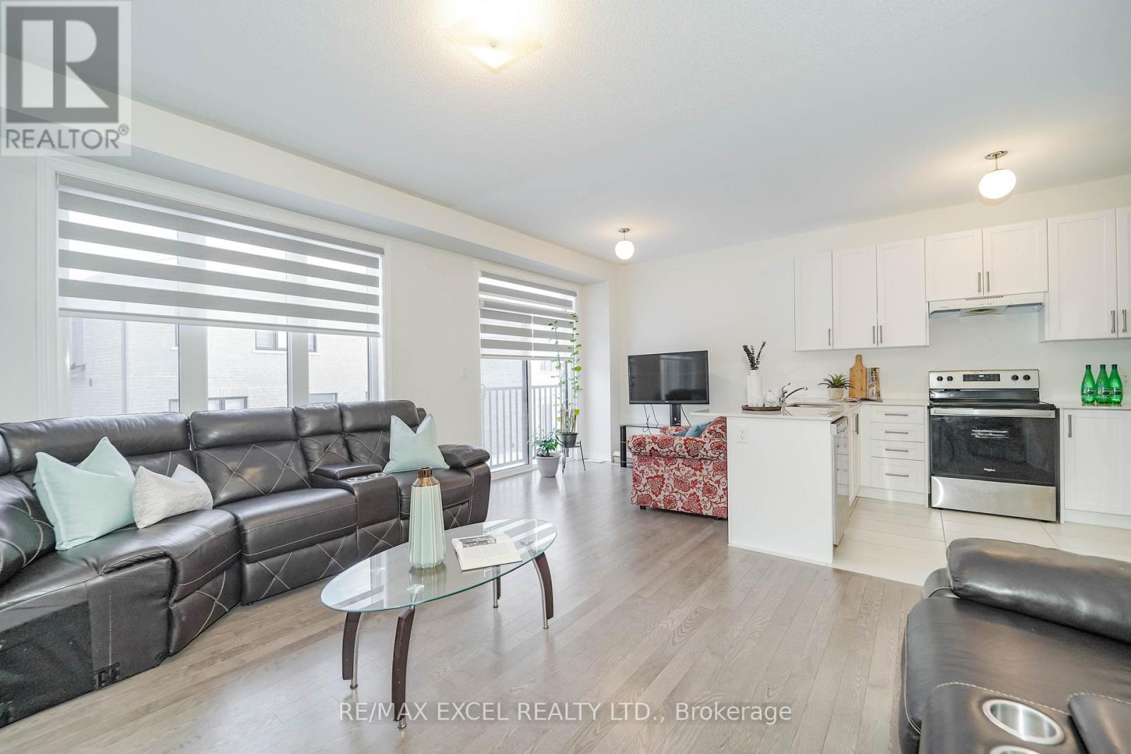 1281 Winding Woods Trail, Pickering, Ontario  L1X 0R9 - Photo 18 - E13055520