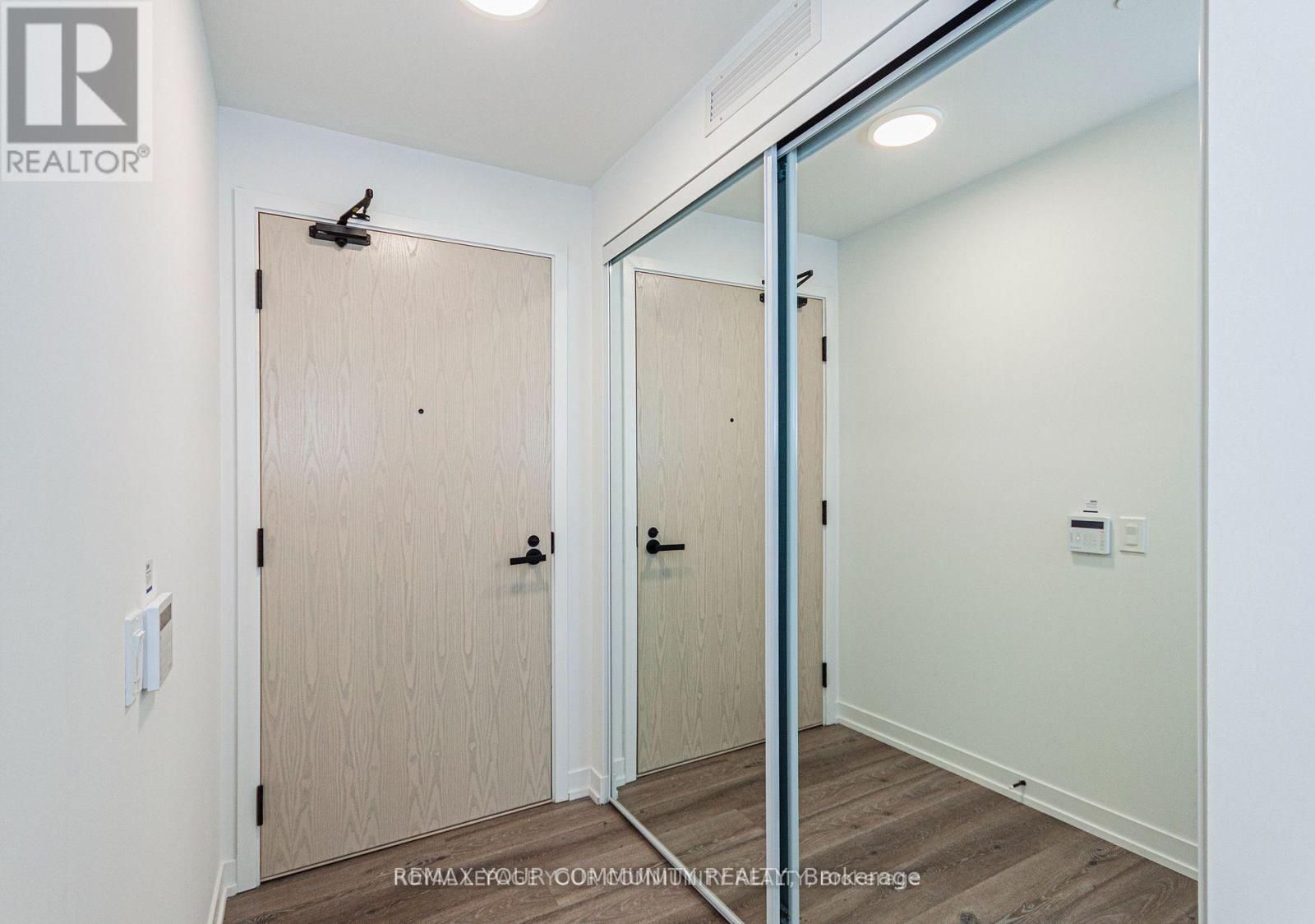 706 - 225 COMMERCE STREET, Vaughan, Ontario