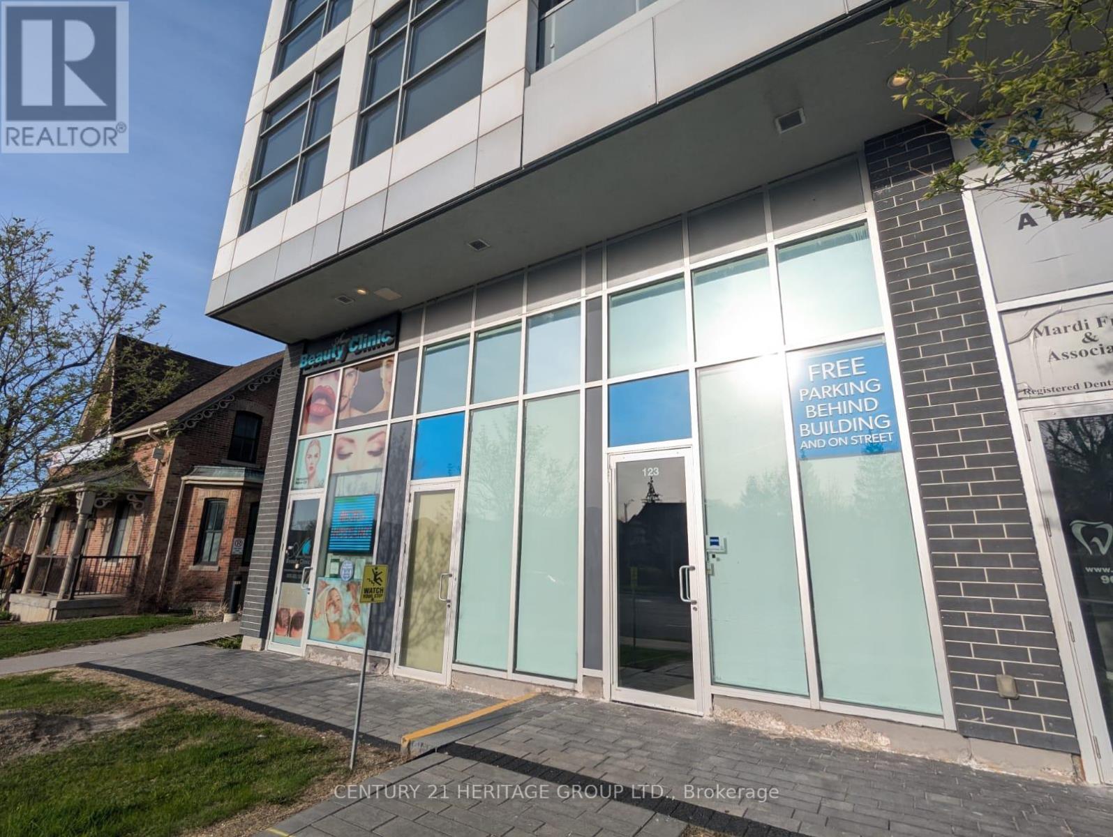 123 & 125 - 8763 BAYVIEW AVENUE, Richmond Hill, Ontario