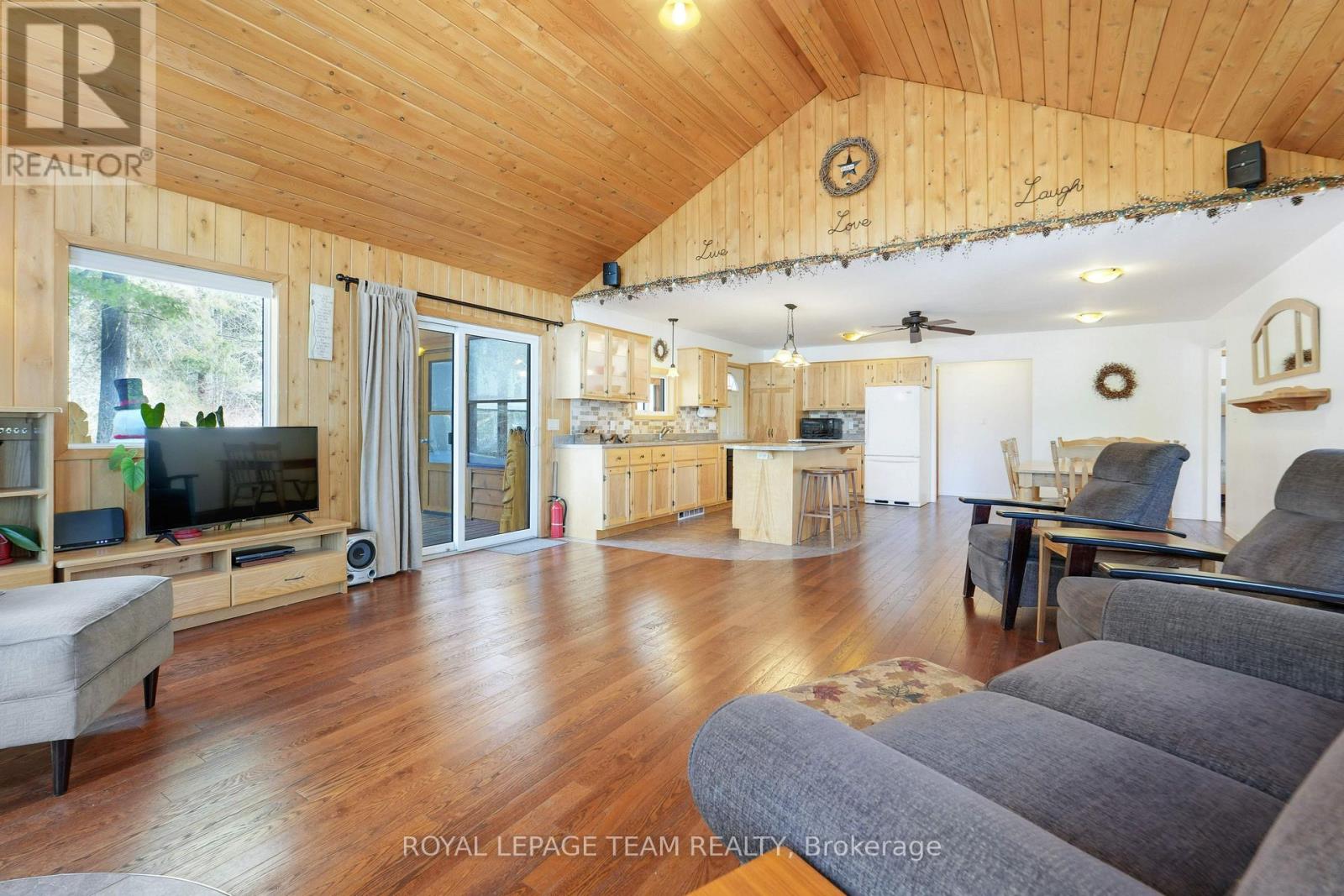 578b Elsie Lane, Greater Madawaska, Ontario  K0J 1H0 - Photo 20 - X12844504