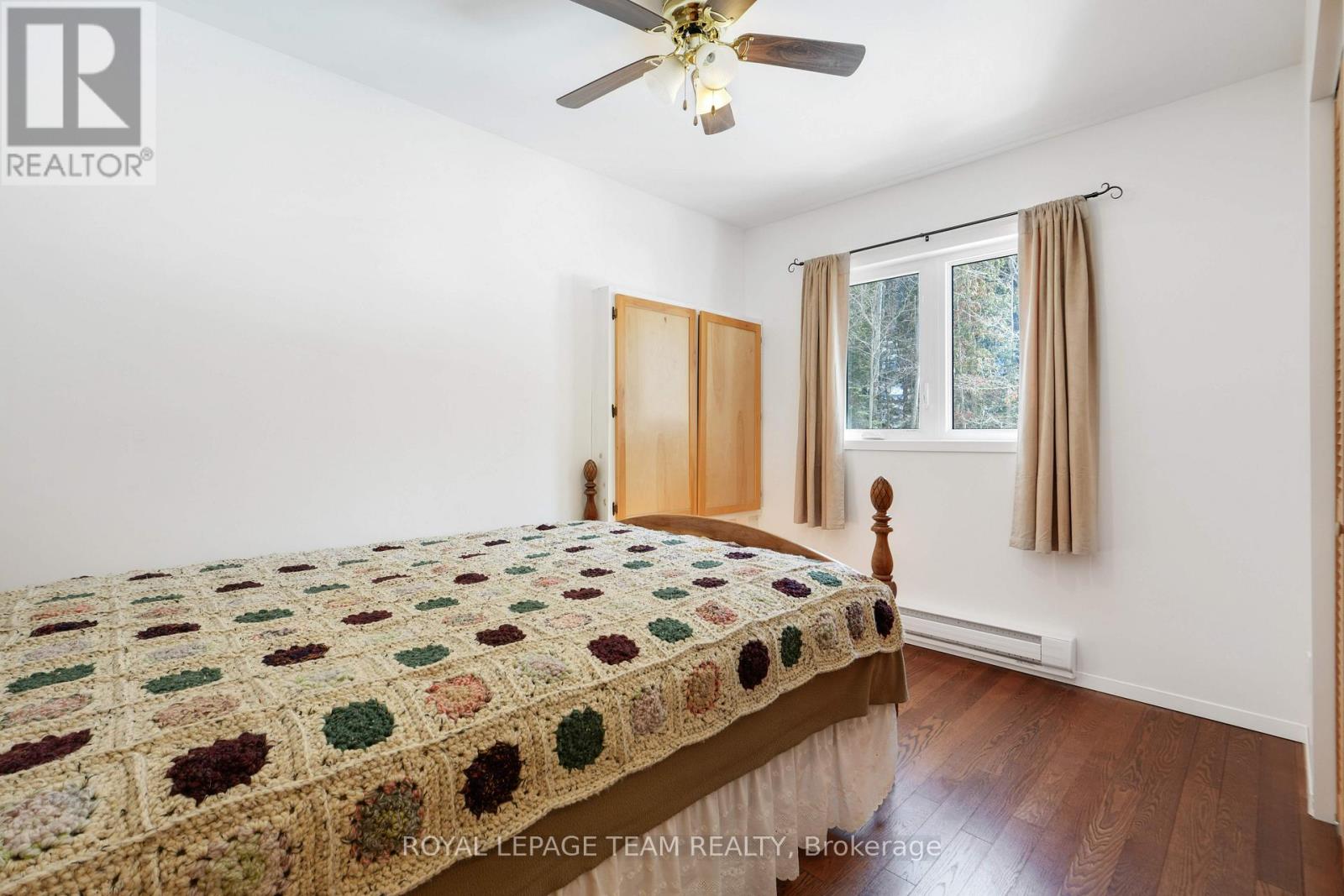 578b Elsie Lane, Greater Madawaska, Ontario  K0J 1H0 - Photo 24 - X12844504