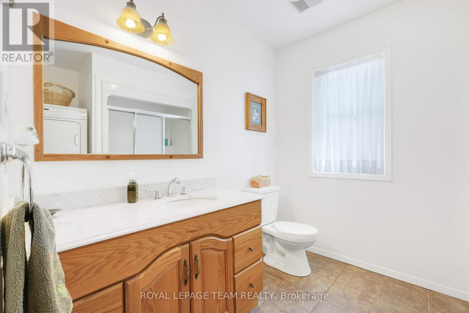 578b Elsie Lane, Greater Madawaska, Ontario  K0J 1H0 - Photo 26 - X12844504