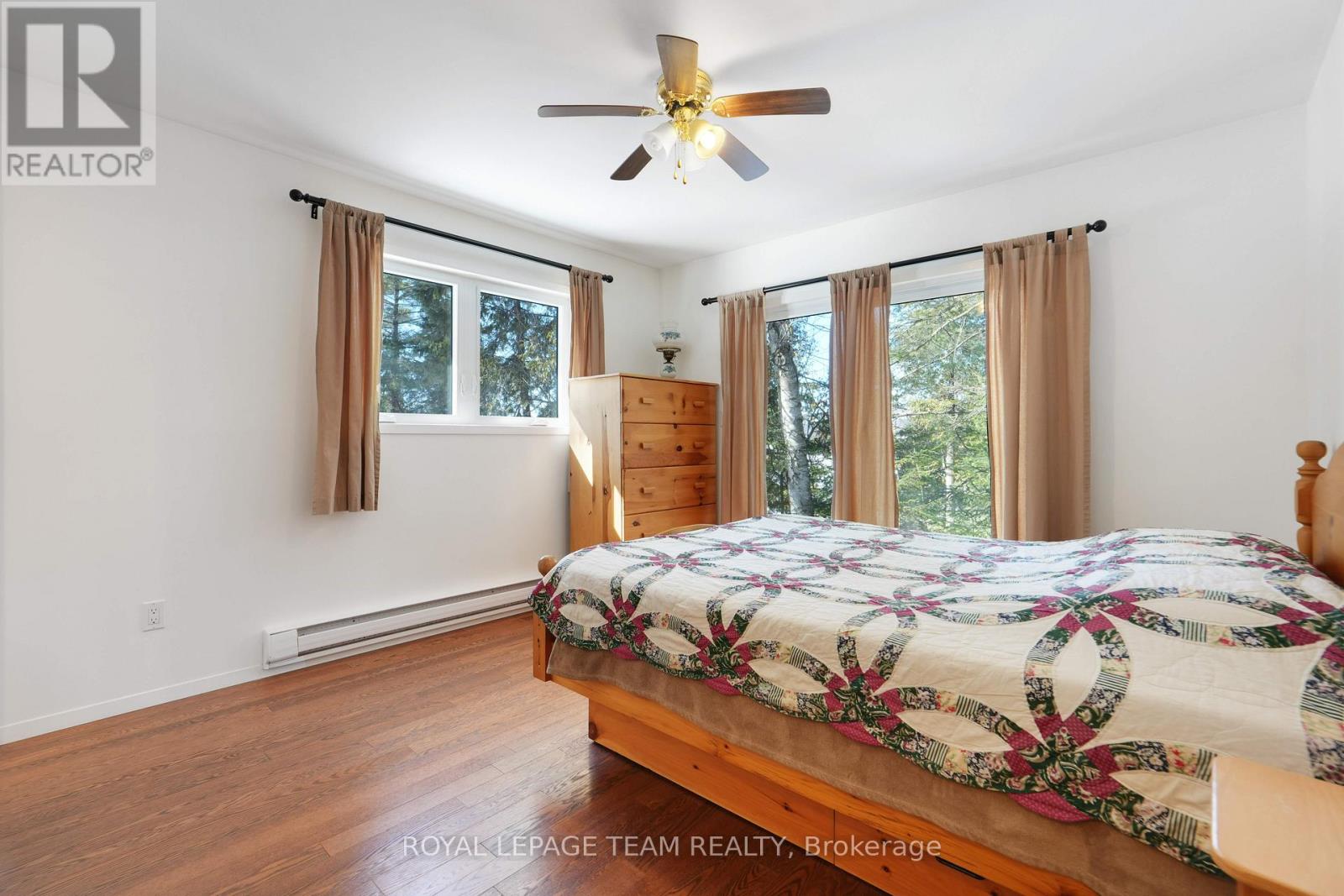 578b Elsie Lane, Greater Madawaska, Ontario  K0J 1H0 - Photo 30 - X12844504