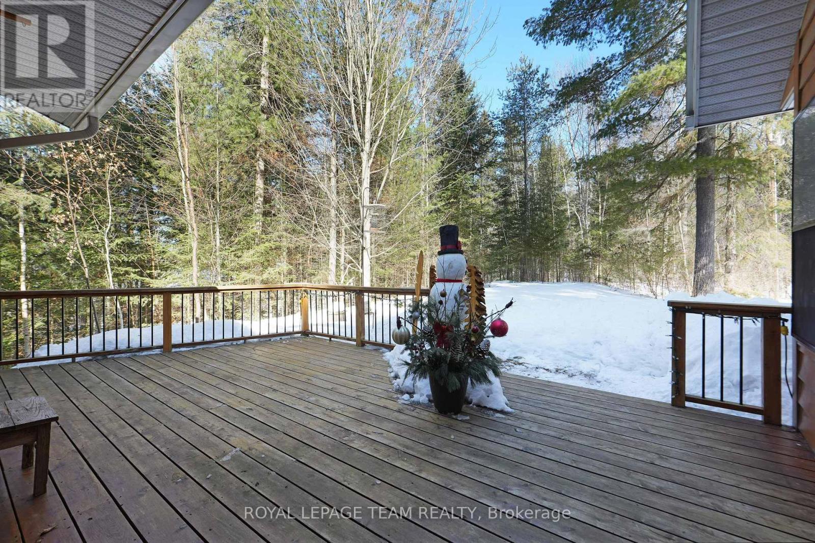 578b Elsie Lane, Greater Madawaska, Ontario  K0J 1H0 - Photo 40 - X12844504
