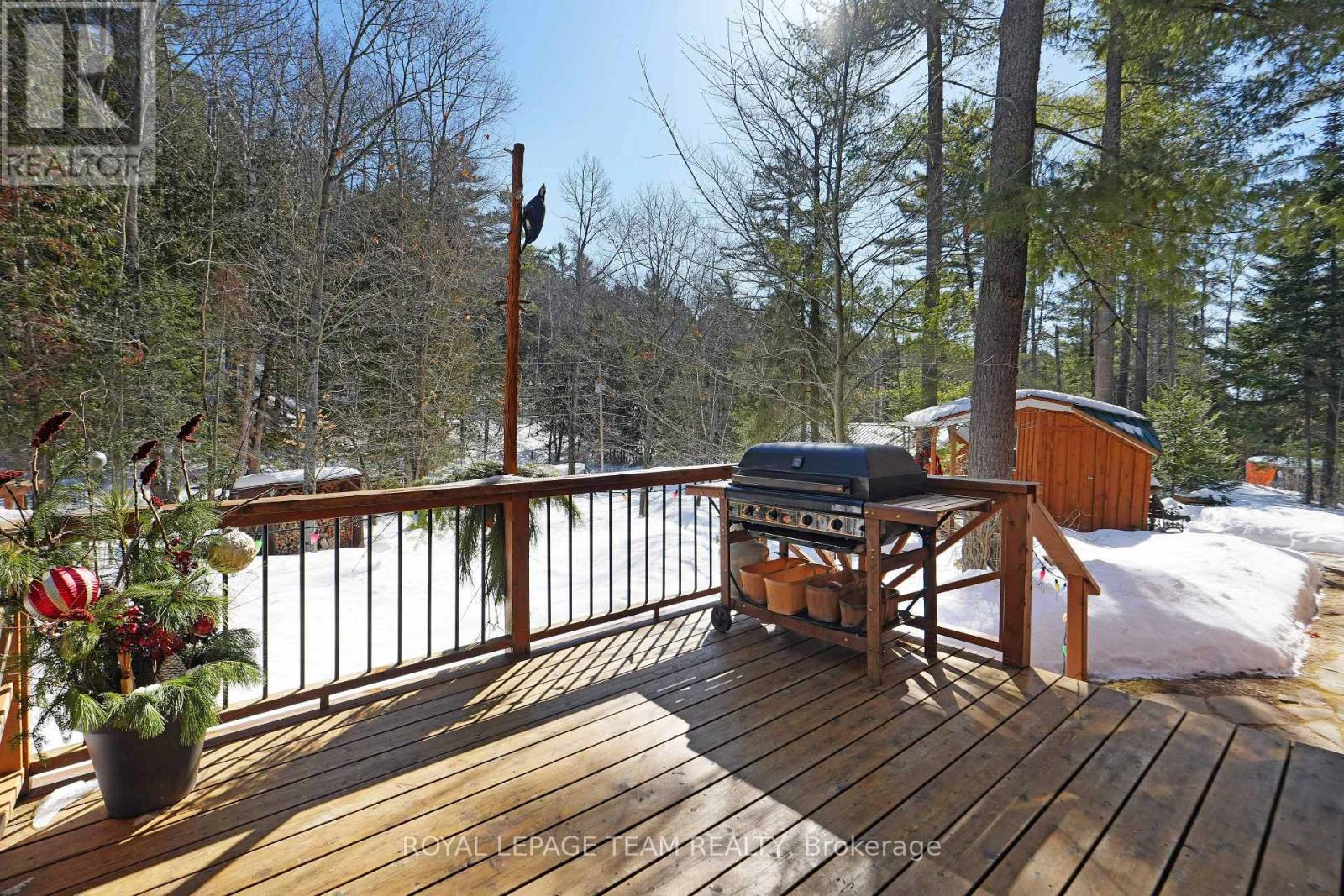 578b Elsie Lane, Greater Madawaska, Ontario  K0J 1H0 - Photo 44 - X12844504