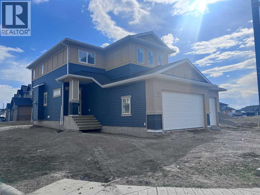 880 Hampshire Crescent NE, High River, Alberta  T1V 0E5 - Photo 4 - A2276104