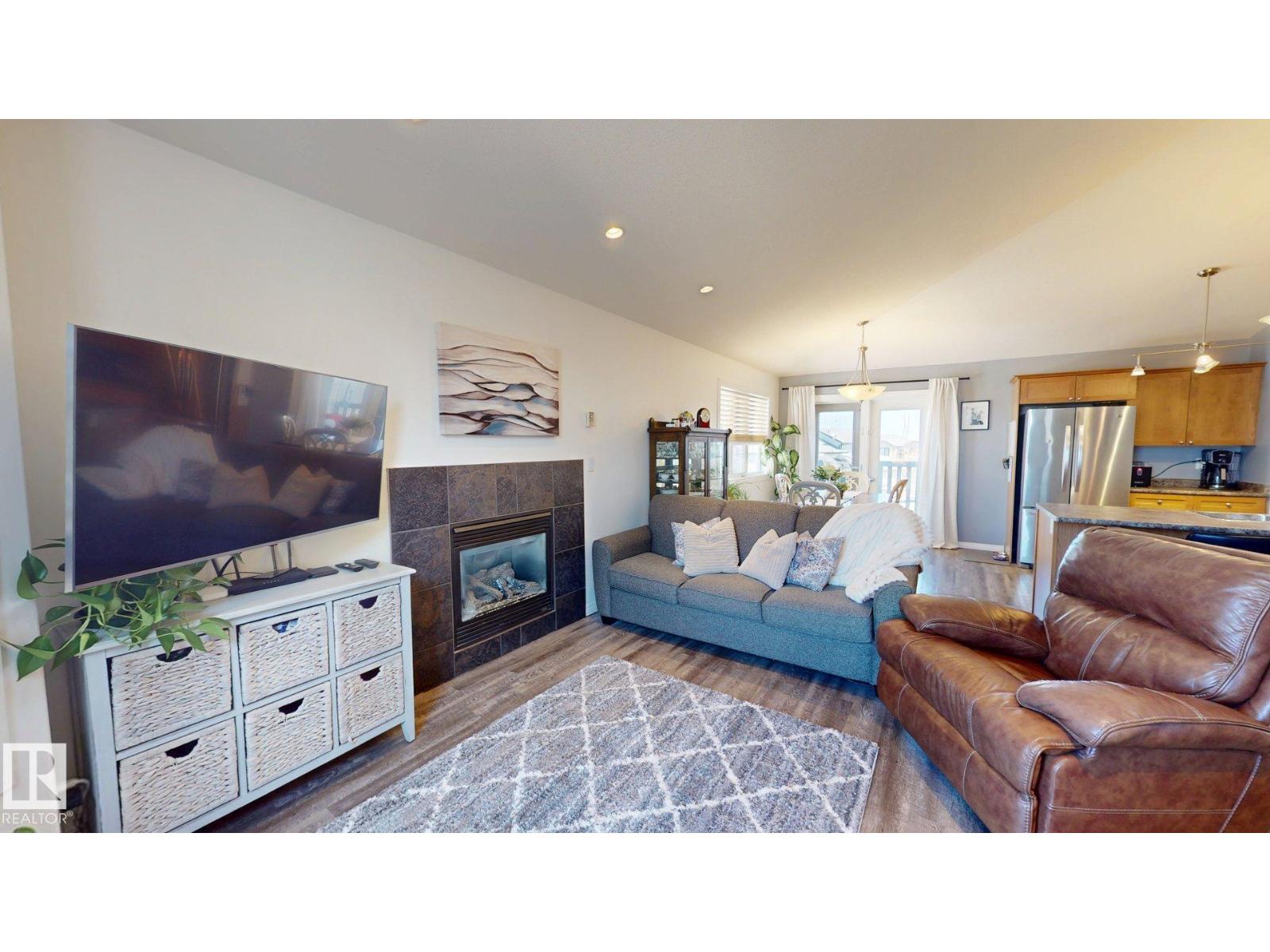 4465 38 St, Drayton Valley, Alberta  T7A 0A8 - Photo 8 - E4484399