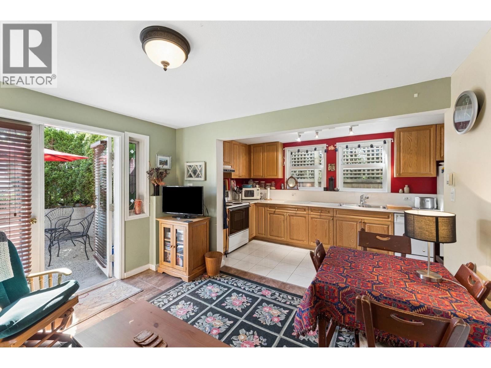 408 E 2nd Street, North Vancouver, British Columbia  V7L 1C8 - Photo 28 - R3116399