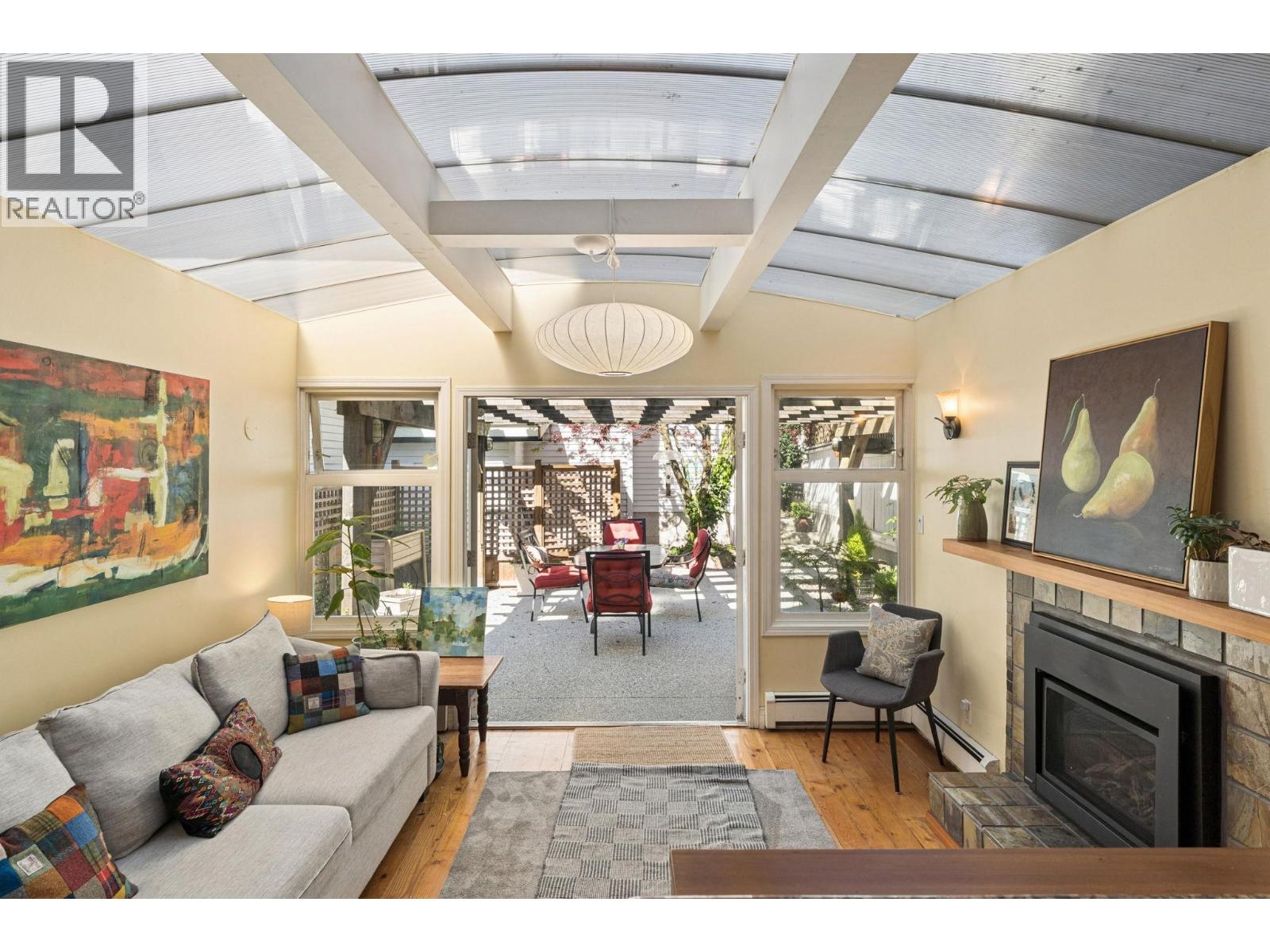 408 E 2nd Street, North Vancouver, British Columbia  V7L 1C8 - Photo 14 - R3116399