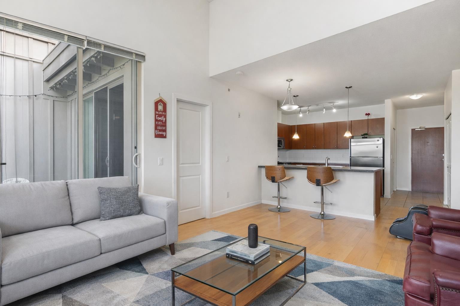 415 10180 153 Street, Surrey, British Columbia  V3R 0B5 - Photo 4 - R3117131