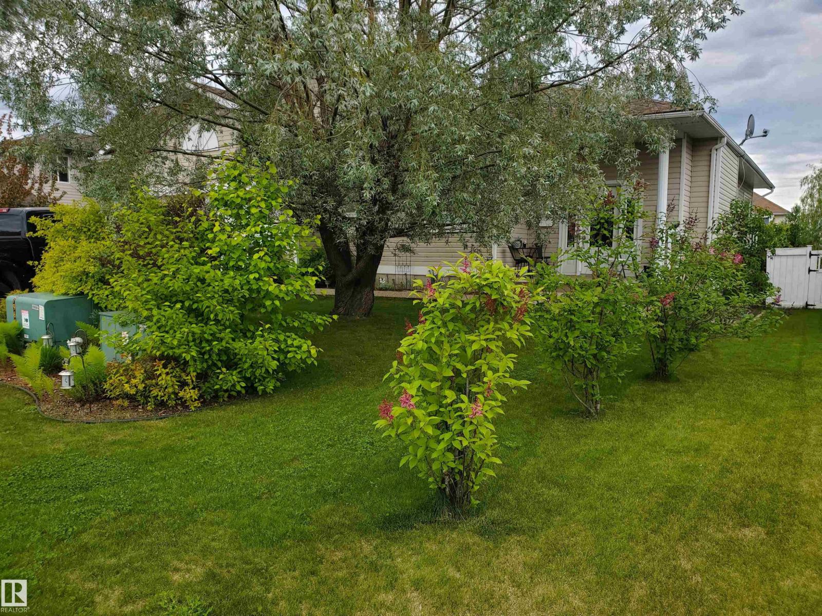 609-26 Street St, Cold Lake, Alberta  T9M 1M6 - Photo 2 - E4484561