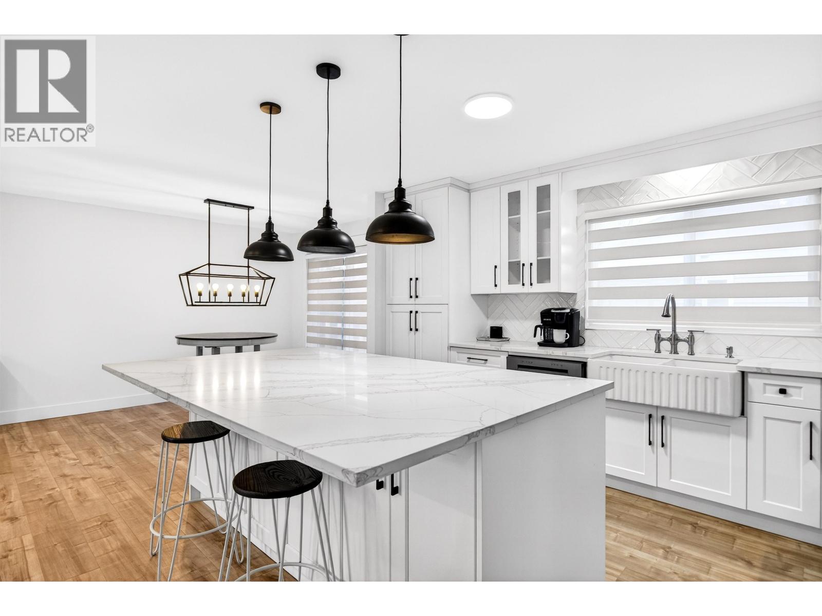 21099 Berry Avenue, Maple Ridge, British Columbia  V2X 7V3 - Photo 14 - R3116640