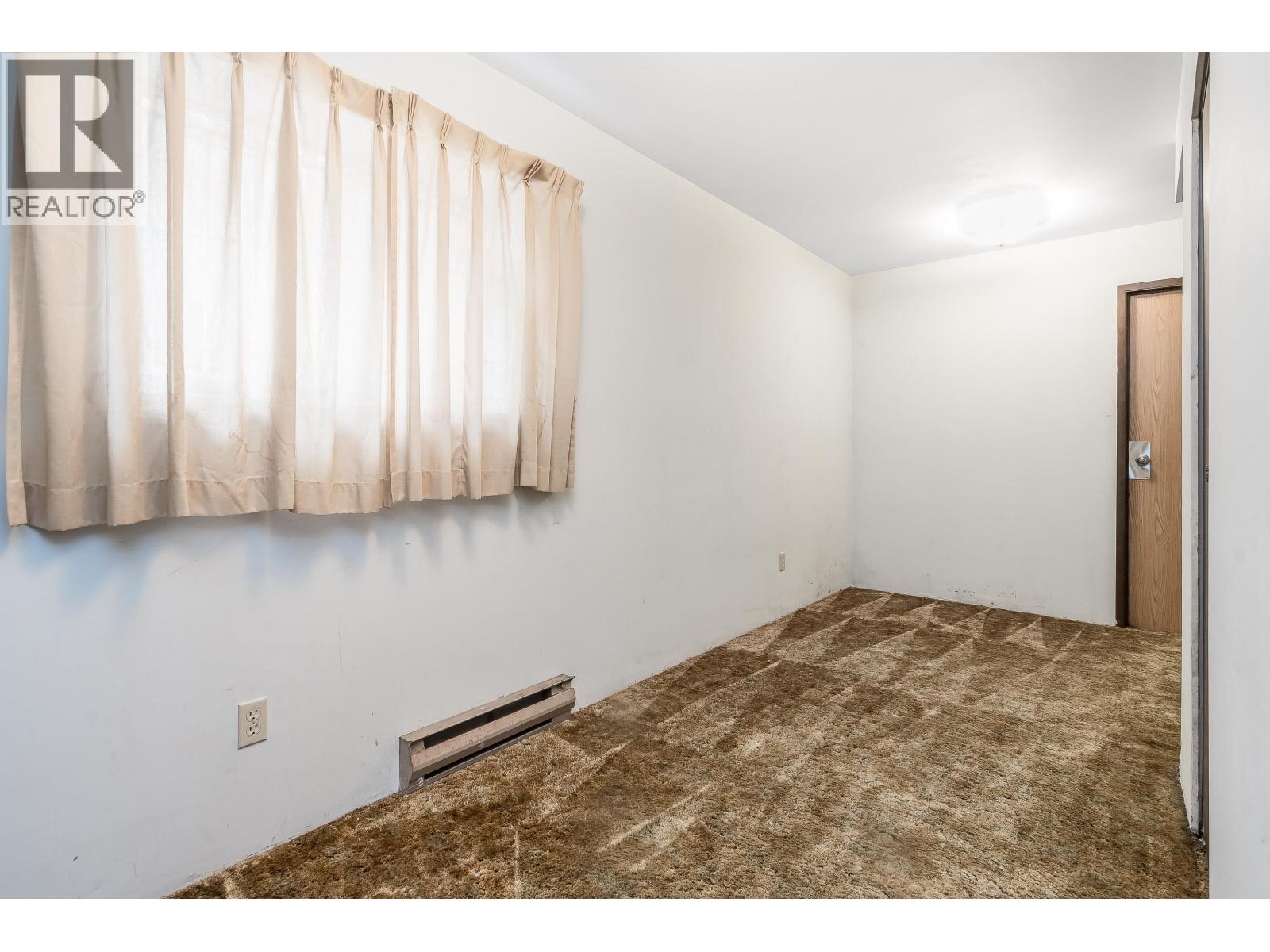 8228 Wedgewood Street, Burnaby, British Columbia  V3N 1C4 - Photo 31 - R3116579