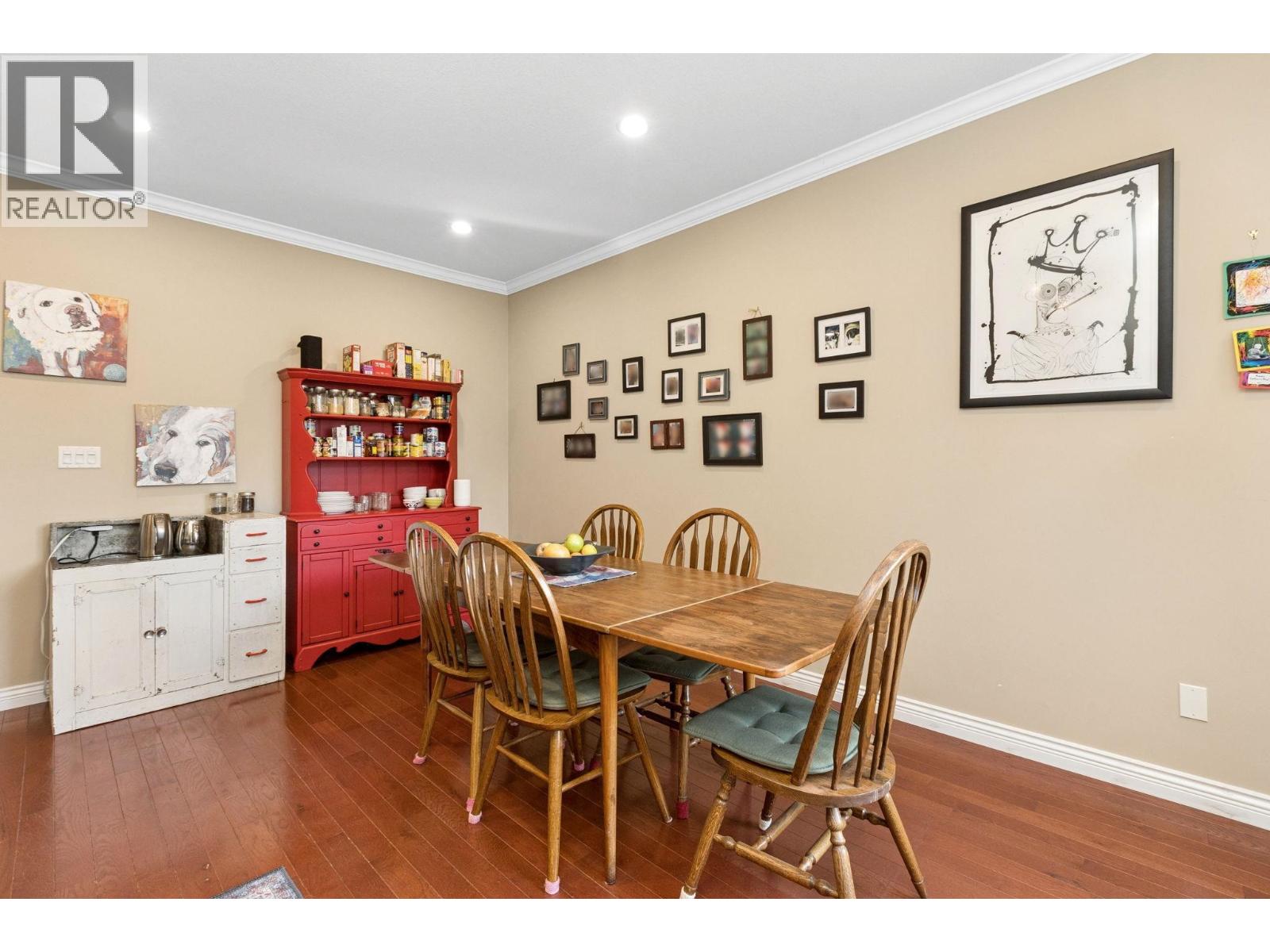 250 E 17th Street, North Vancouver, British Columbia  V7L 2V7 - Photo 15 - R3116963