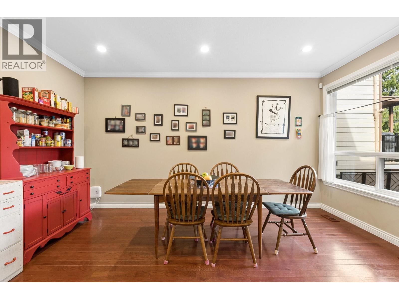 250 E 17th Street, North Vancouver, British Columbia  V7L 2V7 - Photo 14 - R3116963