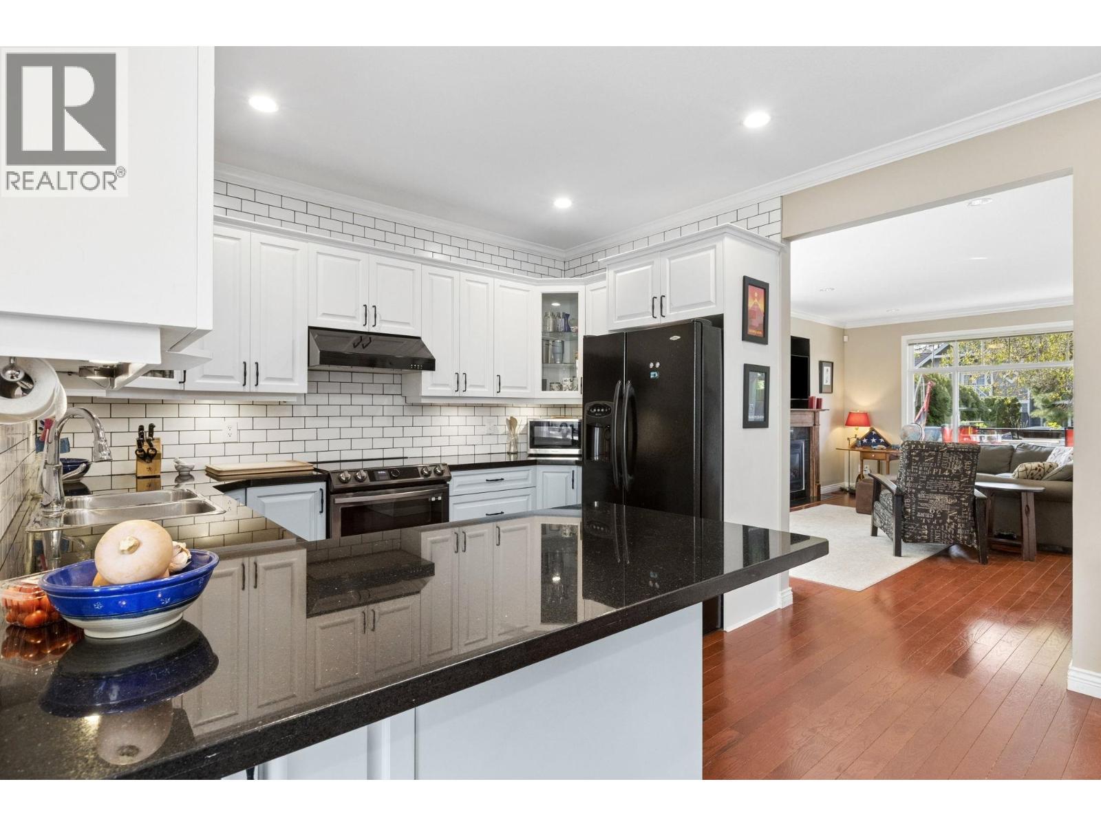 250 E 17th Street, North Vancouver, British Columbia  V7L 2V7 - Photo 19 - R3116963