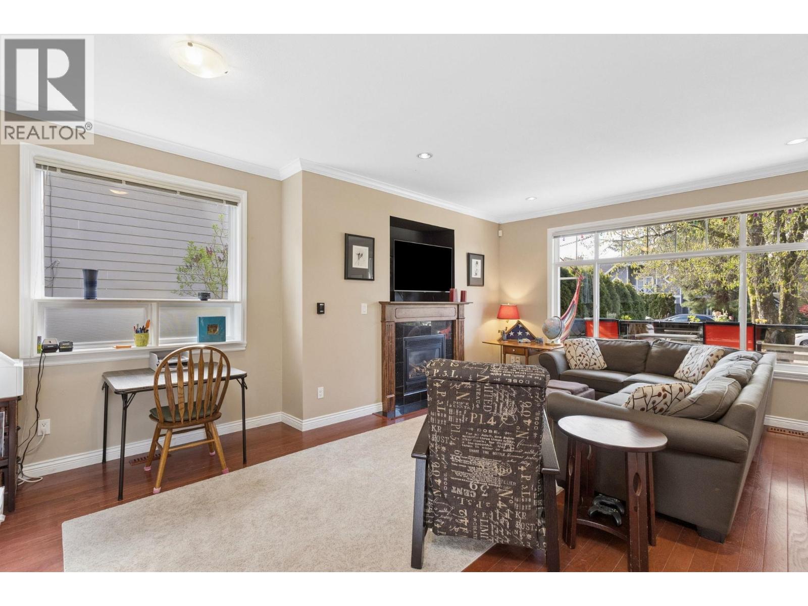 250 E 17th Street, North Vancouver, British Columbia  V7L 2V7 - Photo 6 - R3116963