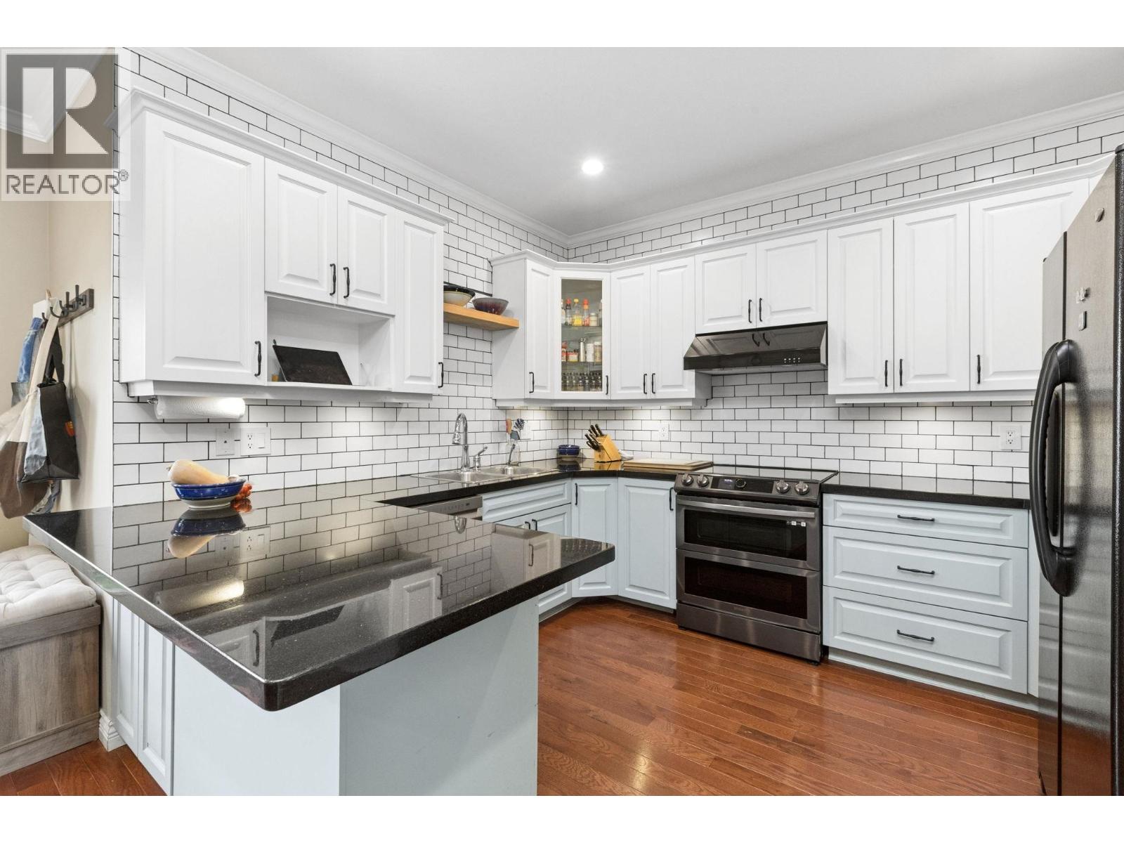 250 E 17th Street, North Vancouver, British Columbia  V7L 2V7 - Photo 20 - R3116963