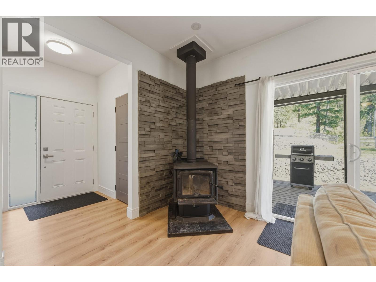 934 Hutley Road Unit# A, Armstrong, British Columbia  V0E 1B7 - Photo 5 - 10385092